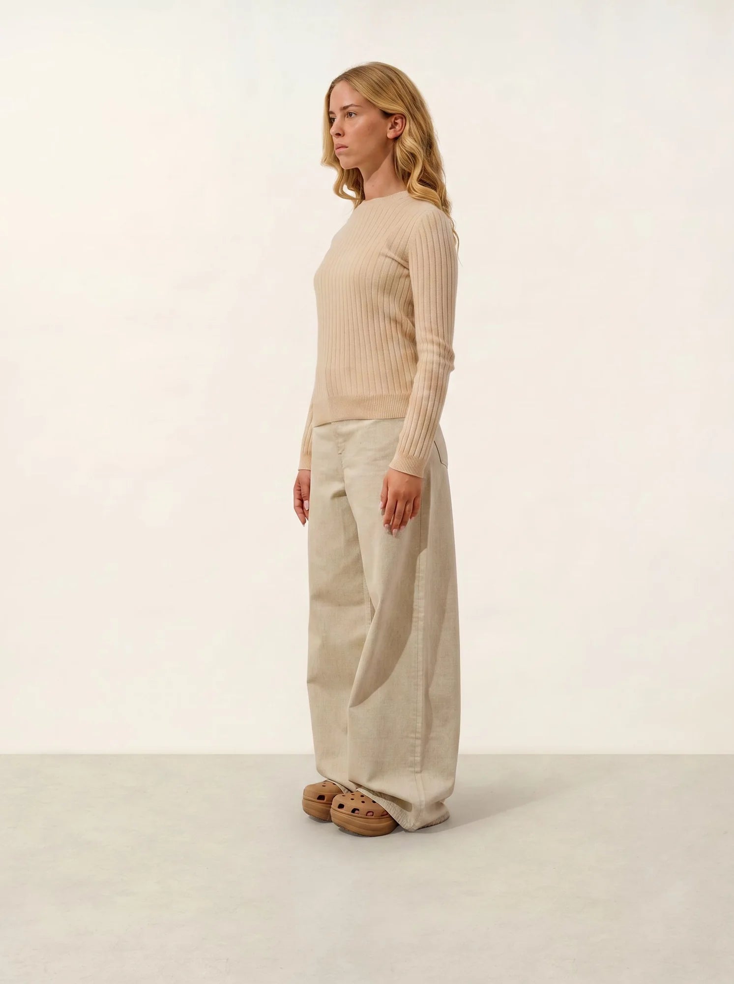 BELLA pullover rundhalsausschnitt sand
