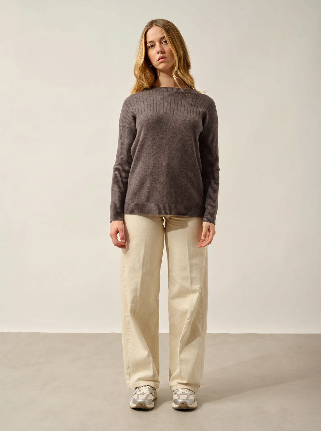 DARIA Pullover Rundhalsausschnitt Taupe meliert