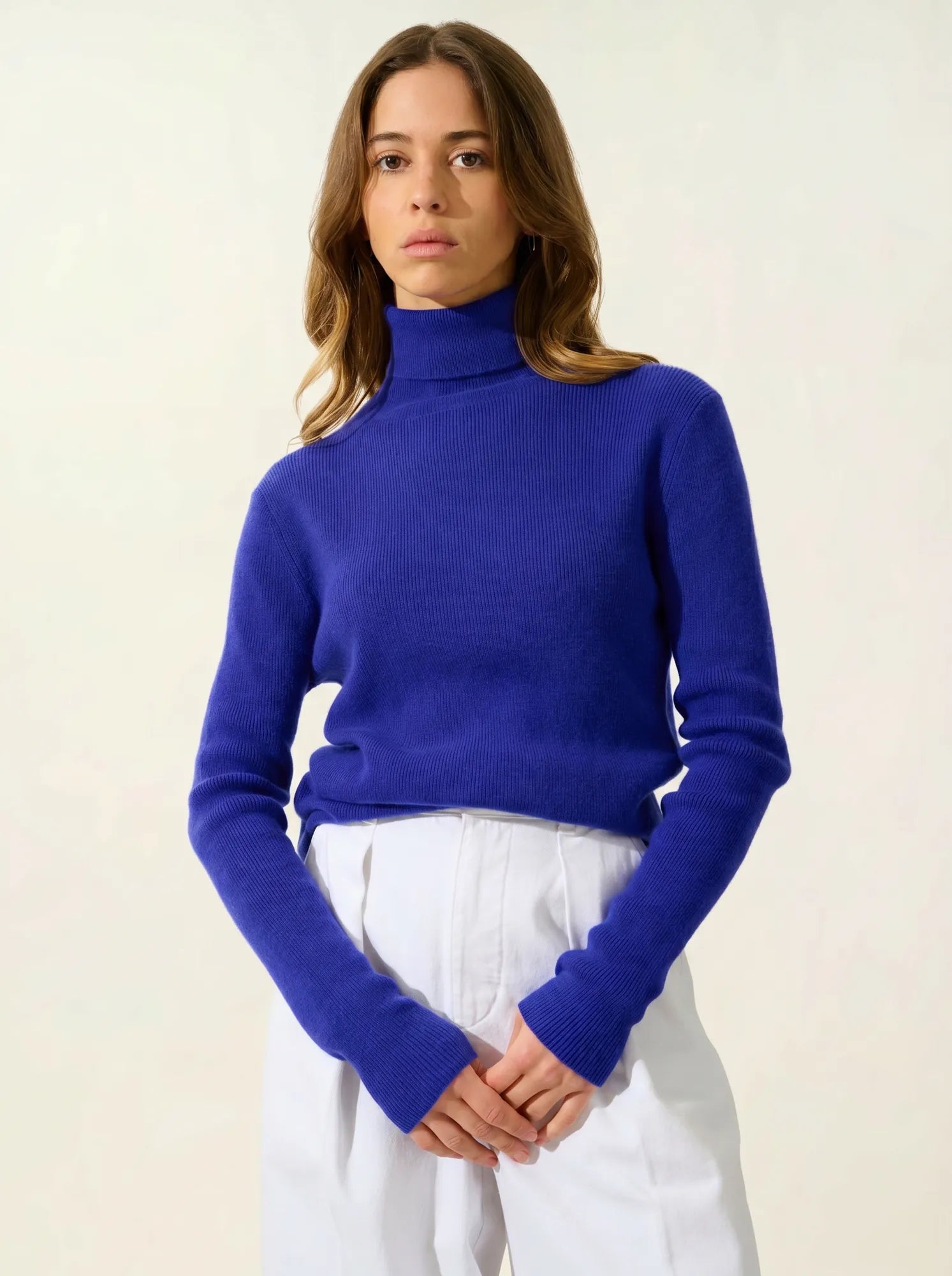 SUZIE pull col roulé indigo