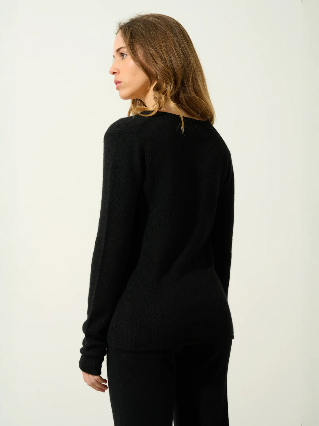 CHELSEA pull col V 4 fils noir