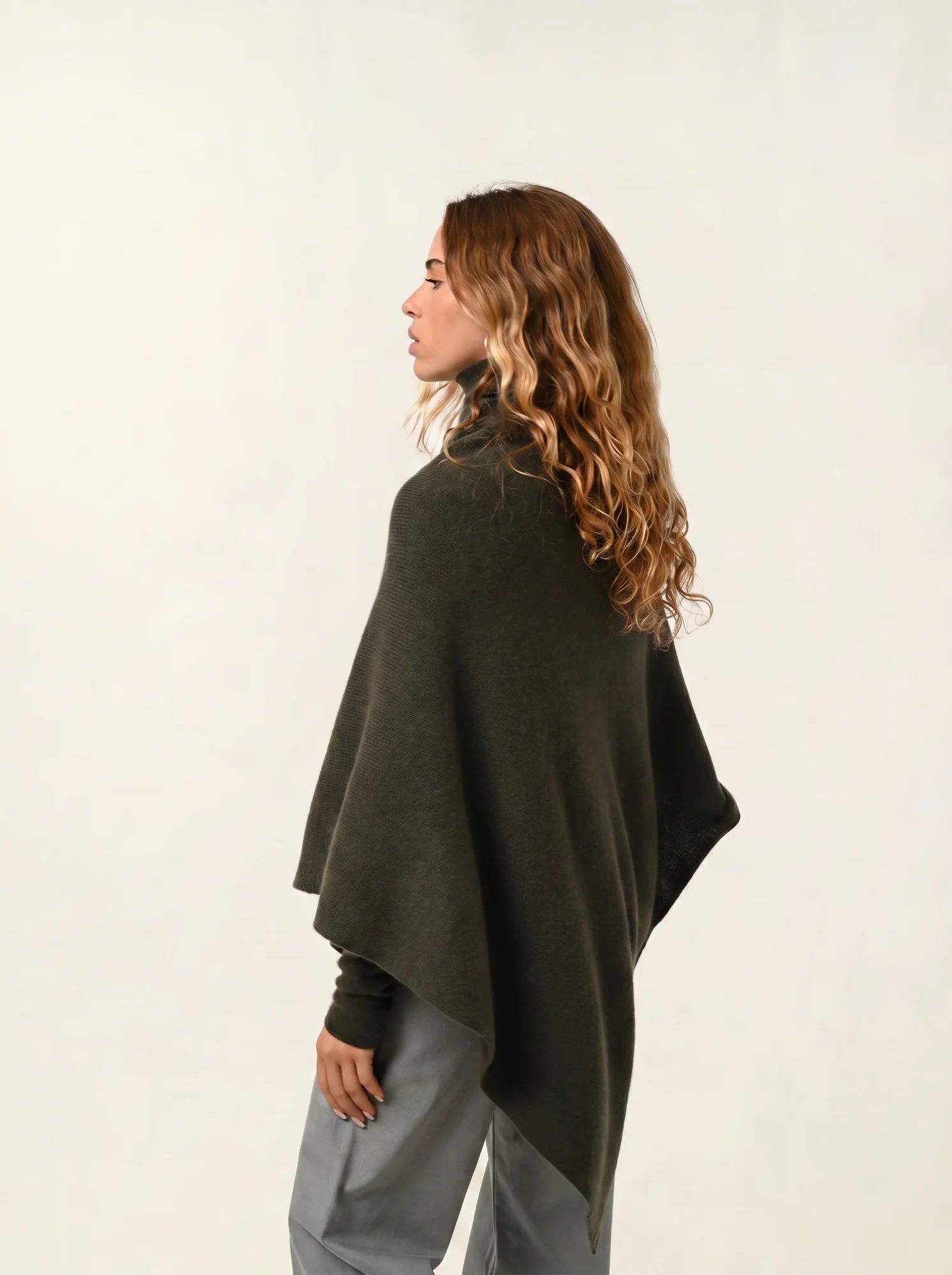 MERYL poncho 4 fils kaki