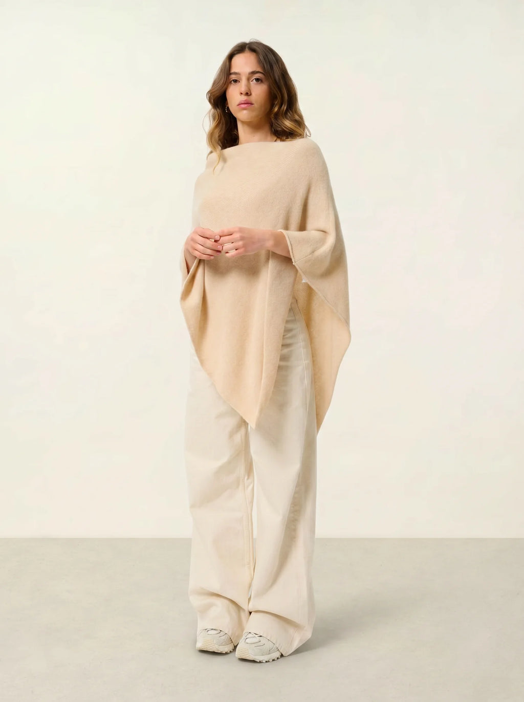 MERYL poncho 4 fils sable