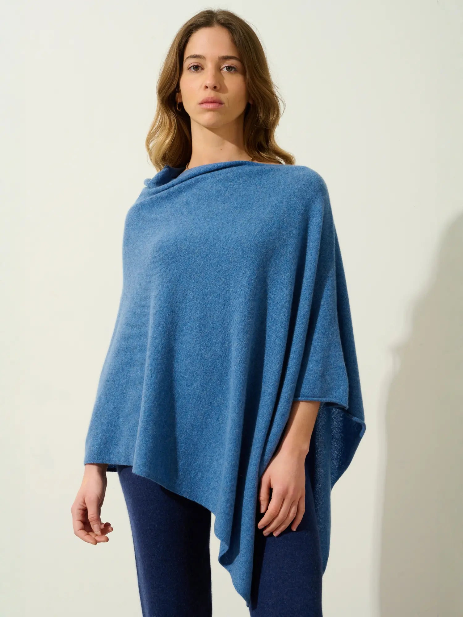 CARRA poncho bleu denim