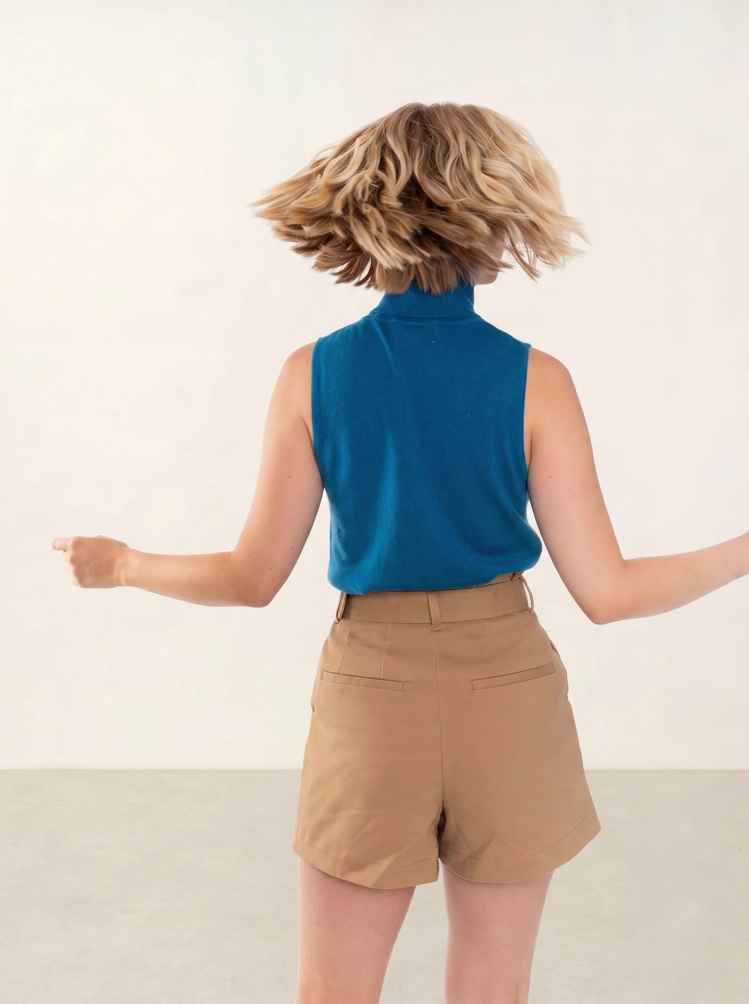 CAPUCIN Pullover Rollkragen ärmellos Pfauenblau