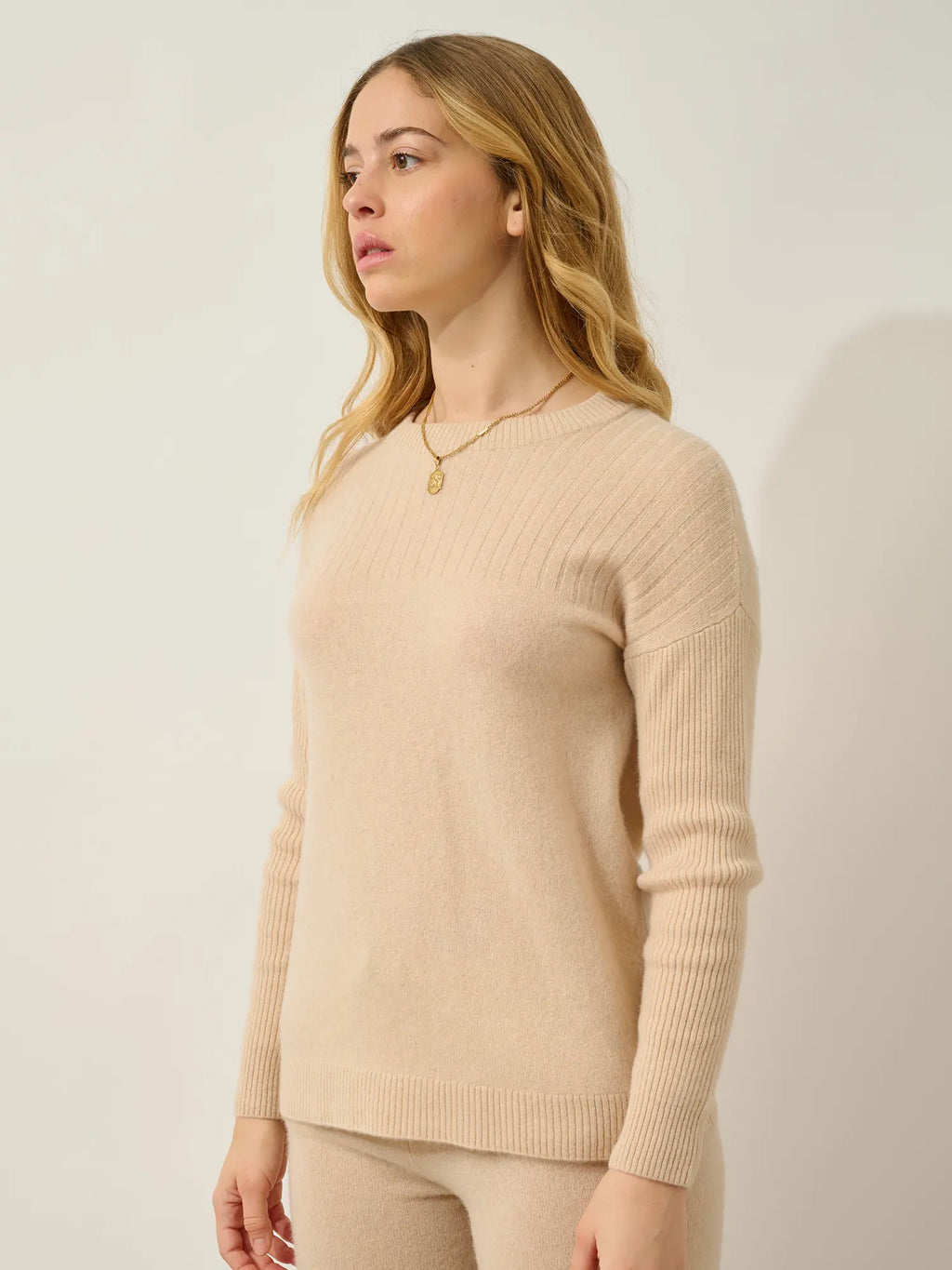 DARIA pullover rundhalsausschnitt sand