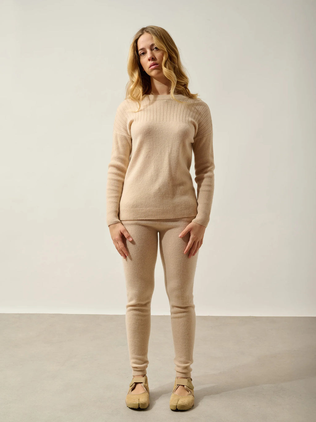 DARIA pullover rundhalsausschnitt sand