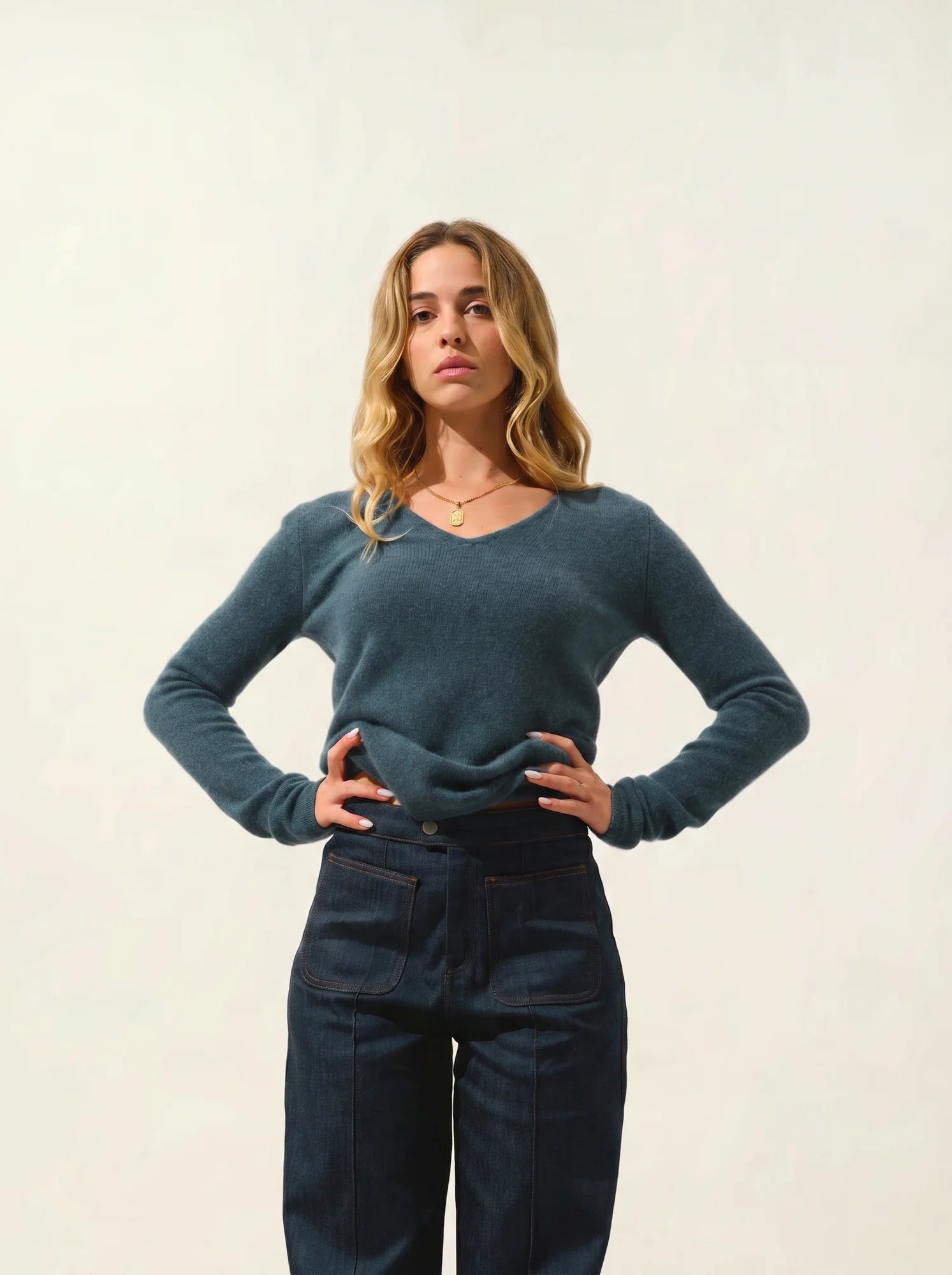 CHELSEA pull col V 4 fils vert canard chiné