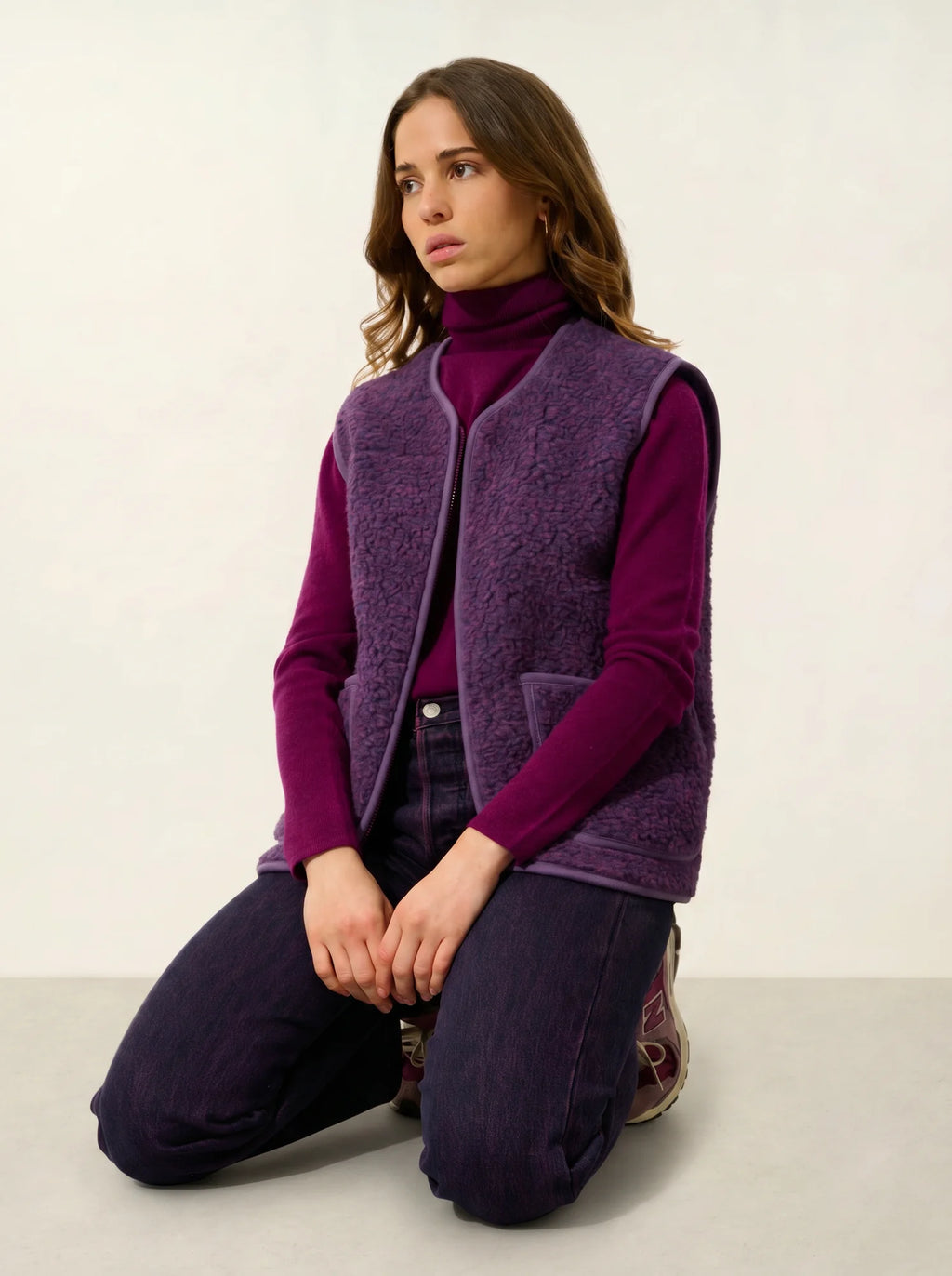 BISE pull col roulé prune