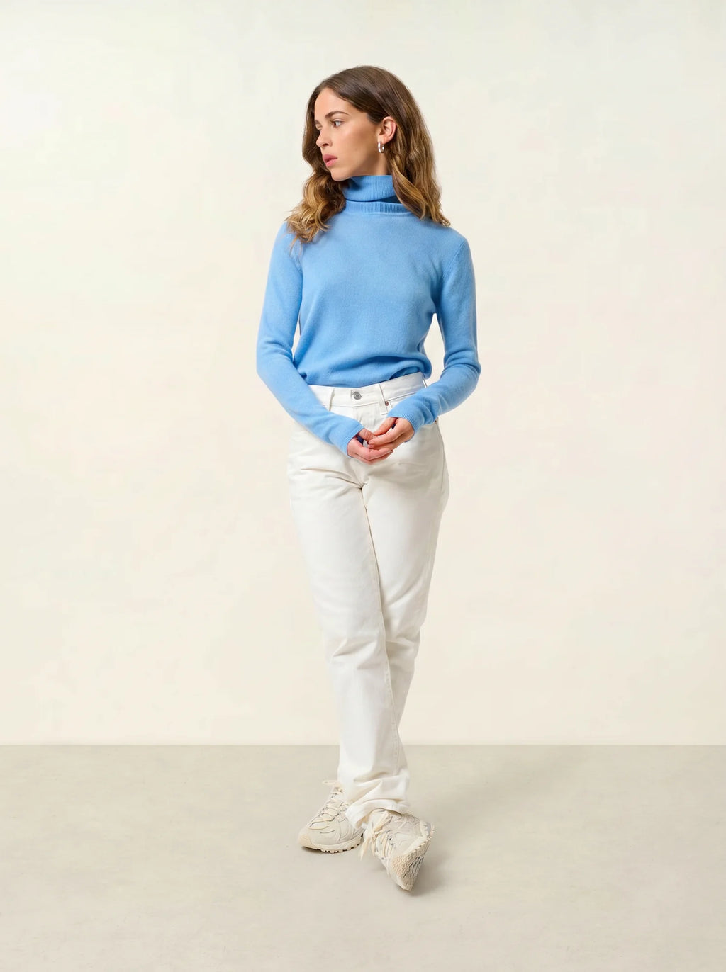 BISE pull col roulé bleu bébé