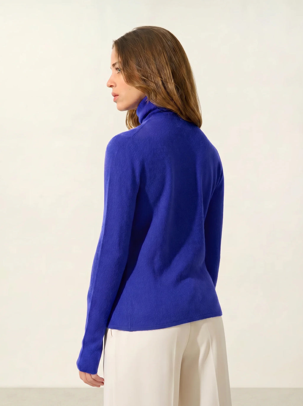 BISE pull col roulé indigo
