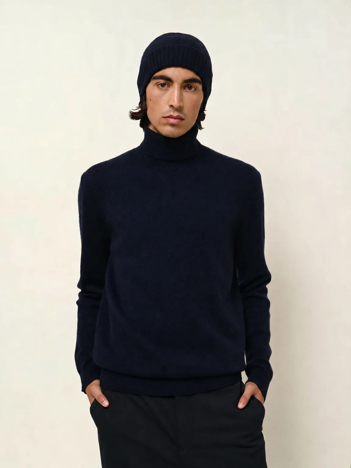 MARTIN pull col roulé 4 fils caviar