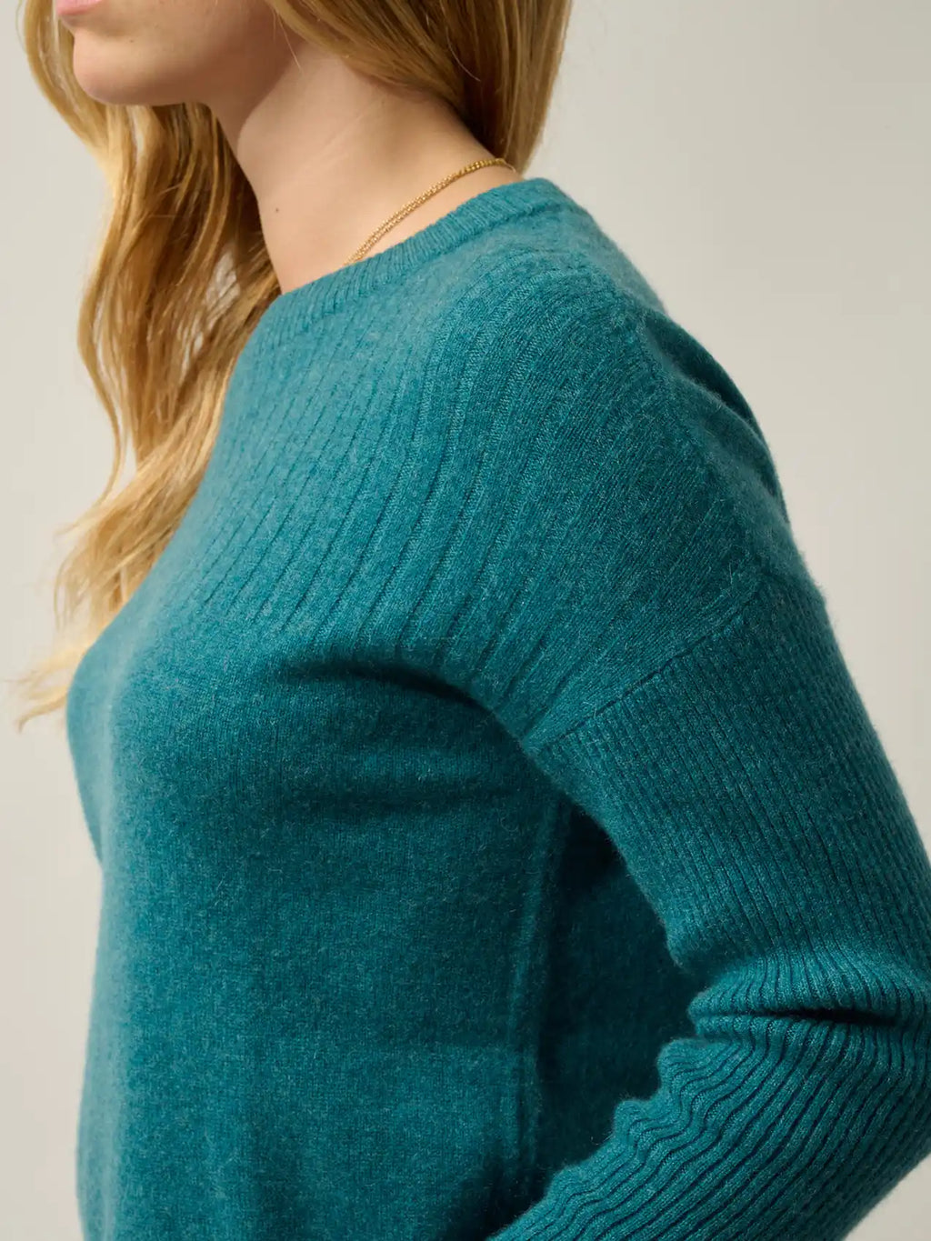 DARIA Sweater Crew Neck Heather Teal