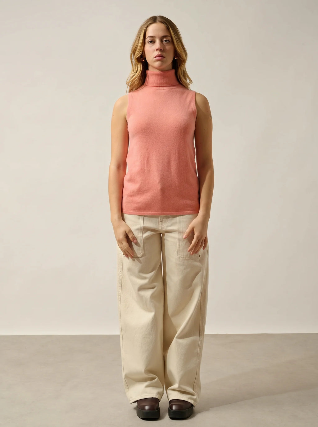CAPUCIN Sweater Turtleneck Sleeveless Peach