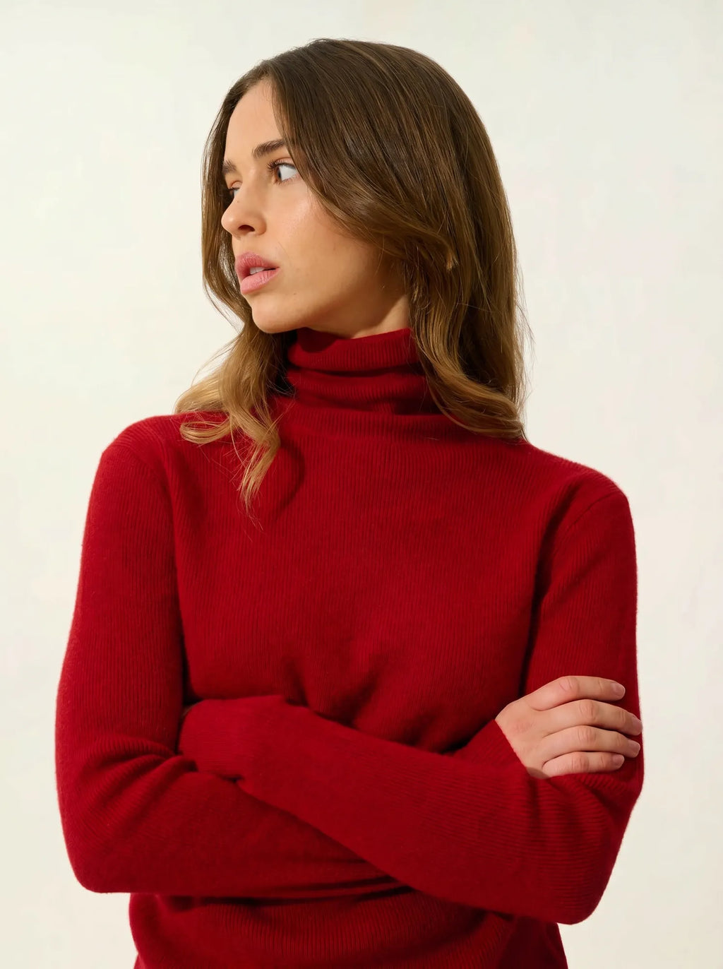 SUZIE pull col roulé rubis