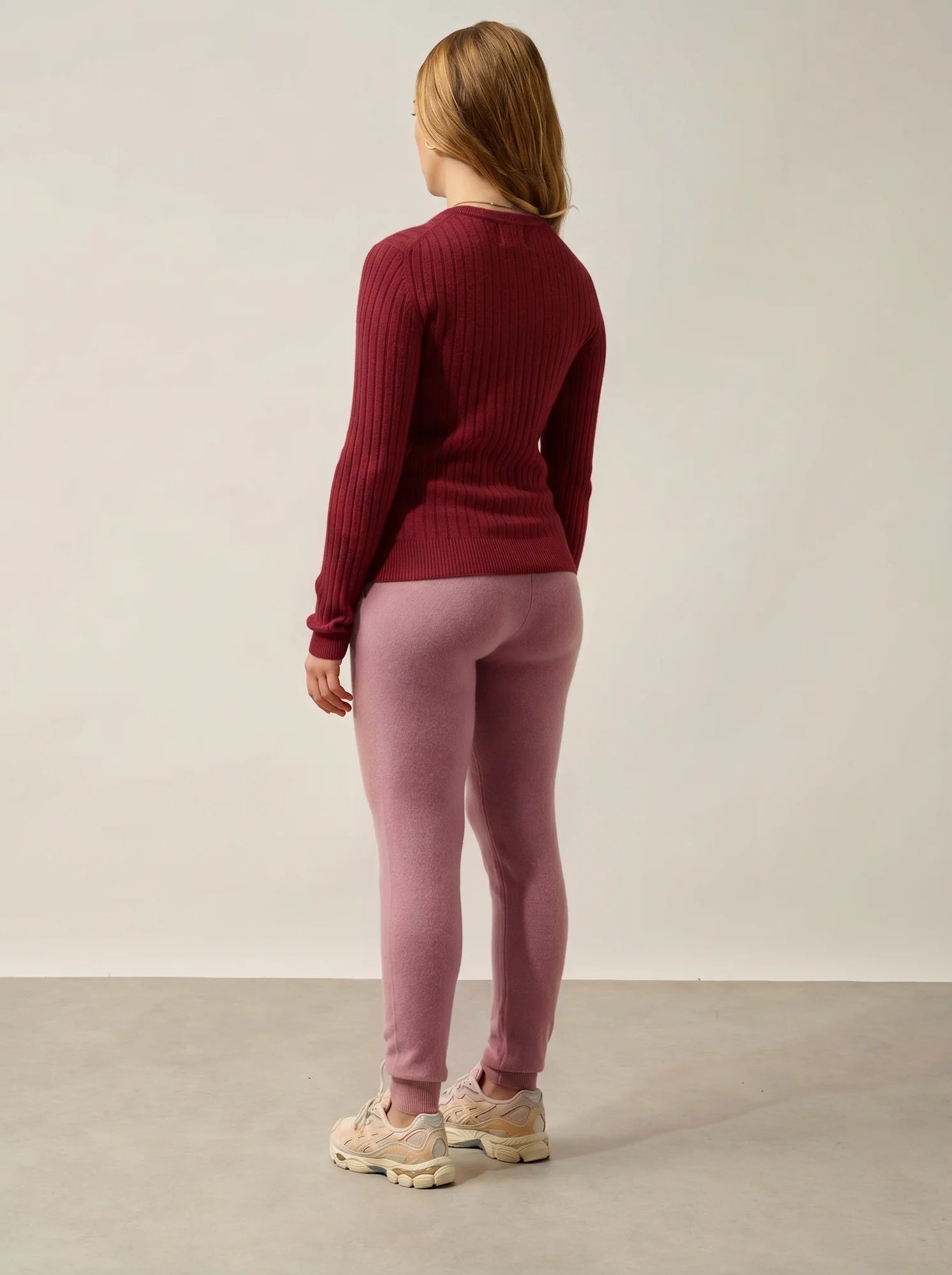 BELLA Sweater Crew Neck Ruby