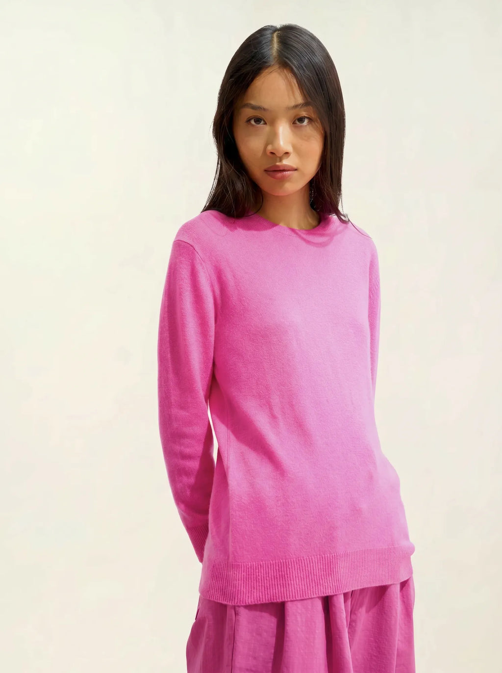 ESTARIS Sweater Crew Neck Buttoned Back Pink