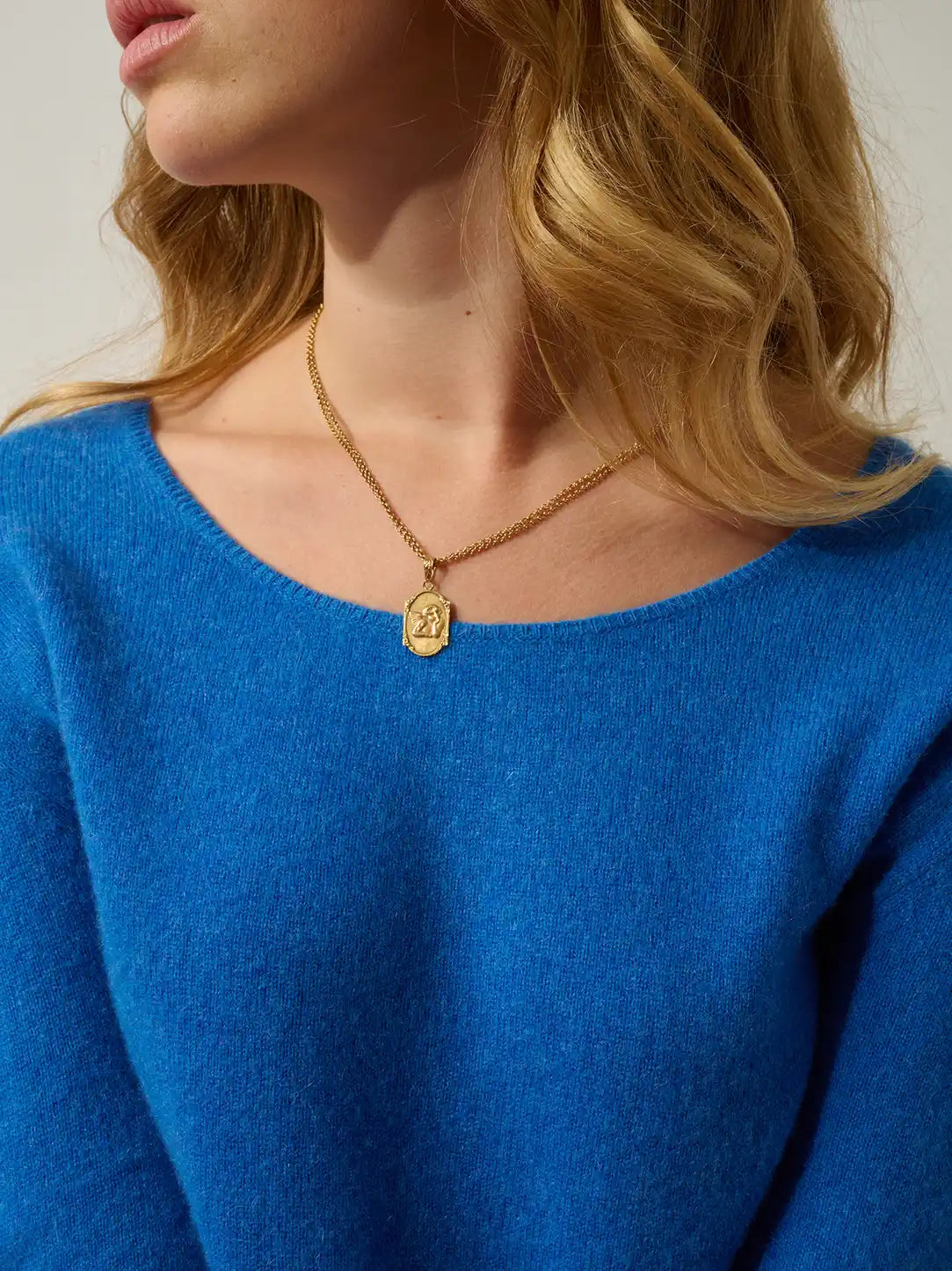 LANFON pull col rond bleu électrique