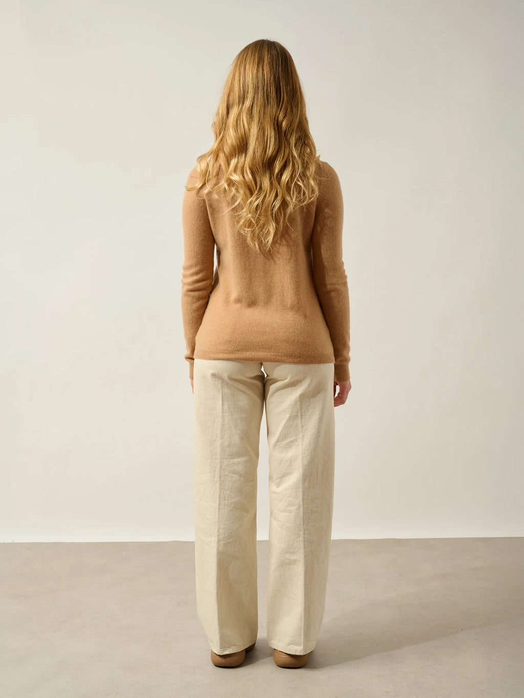 CARON Strickjacke Rundhalsausschnitt Sahara