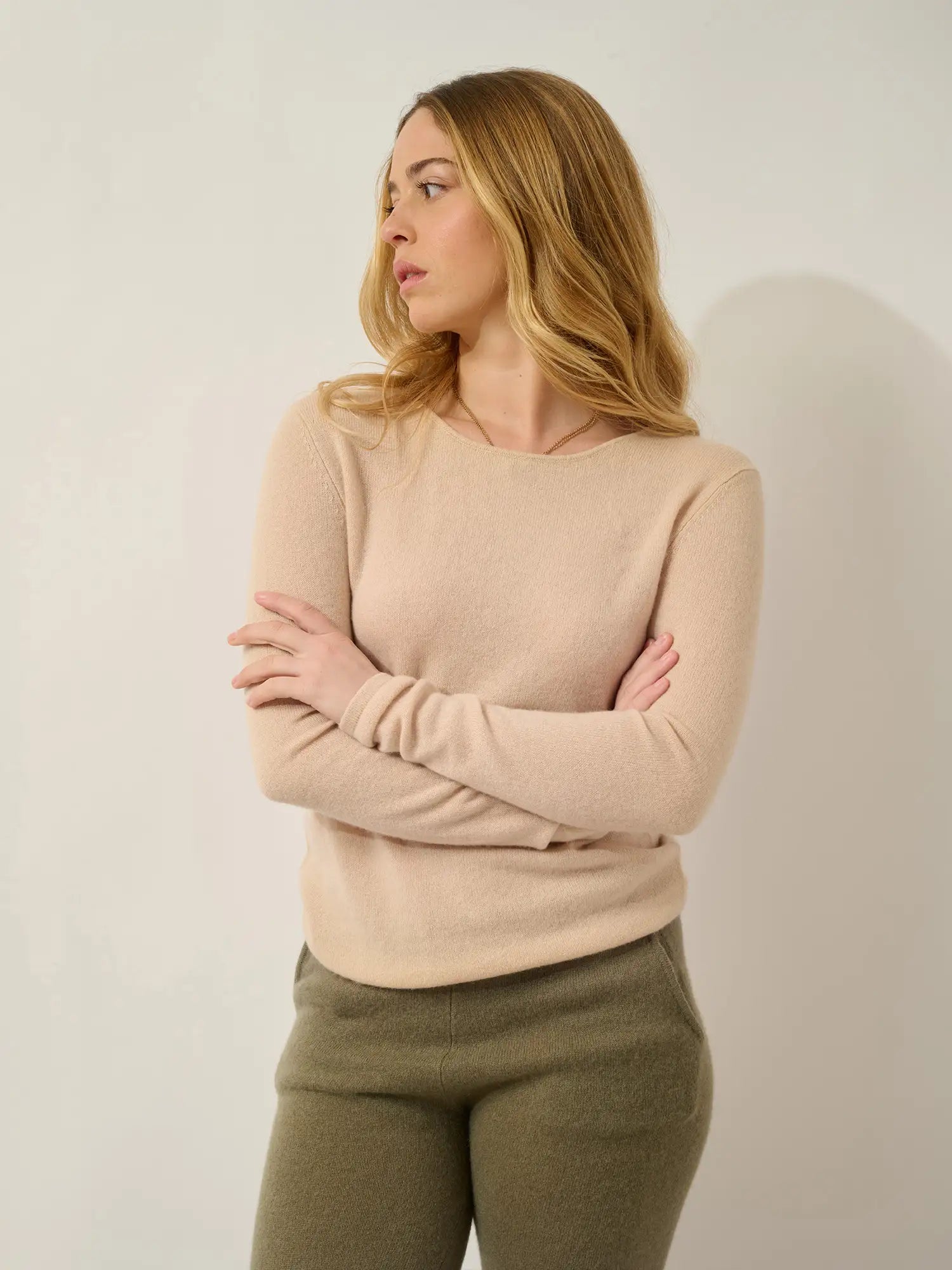 EPÉNA Sweater Crew Neck Beige