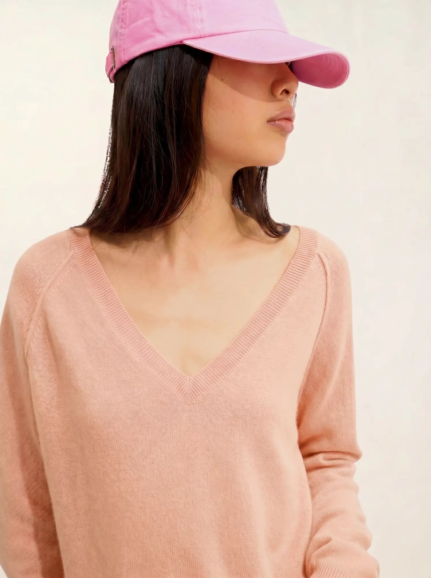 GIUSALET sweater v-neck beige