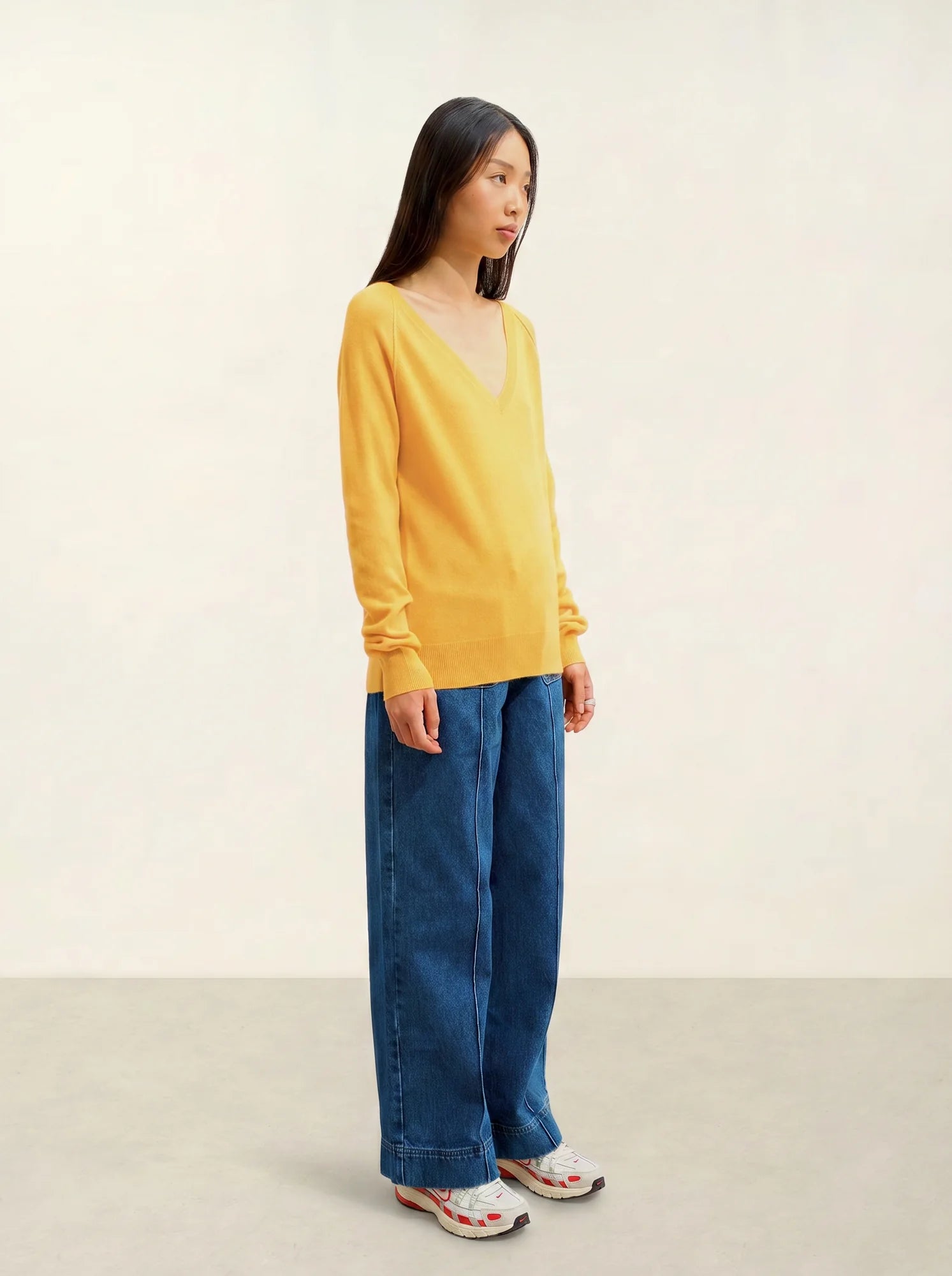 GIUSALET sweater v-neck loquat