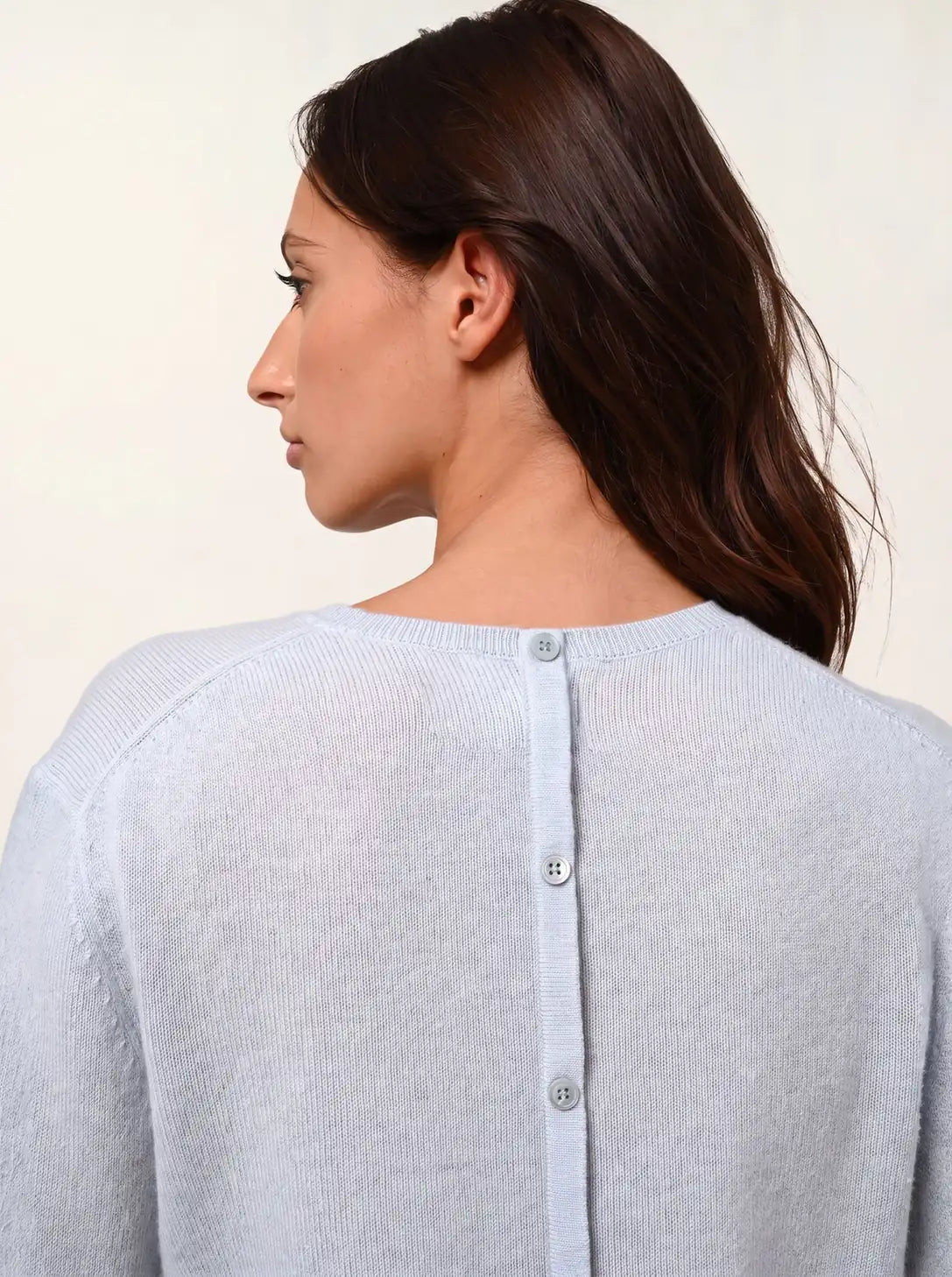 ESTARIS Sweater Crew Neck Buttoned Back Frost