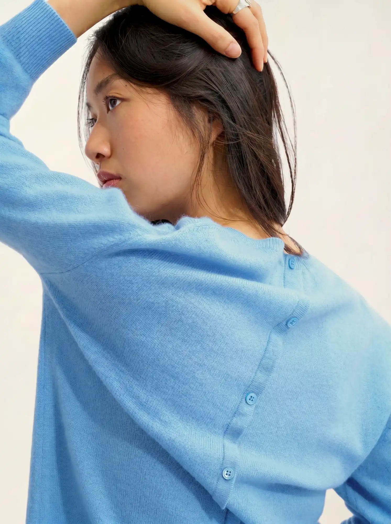 ESTARIS Sweater Crew Neck Buttoned Back Baby Blue