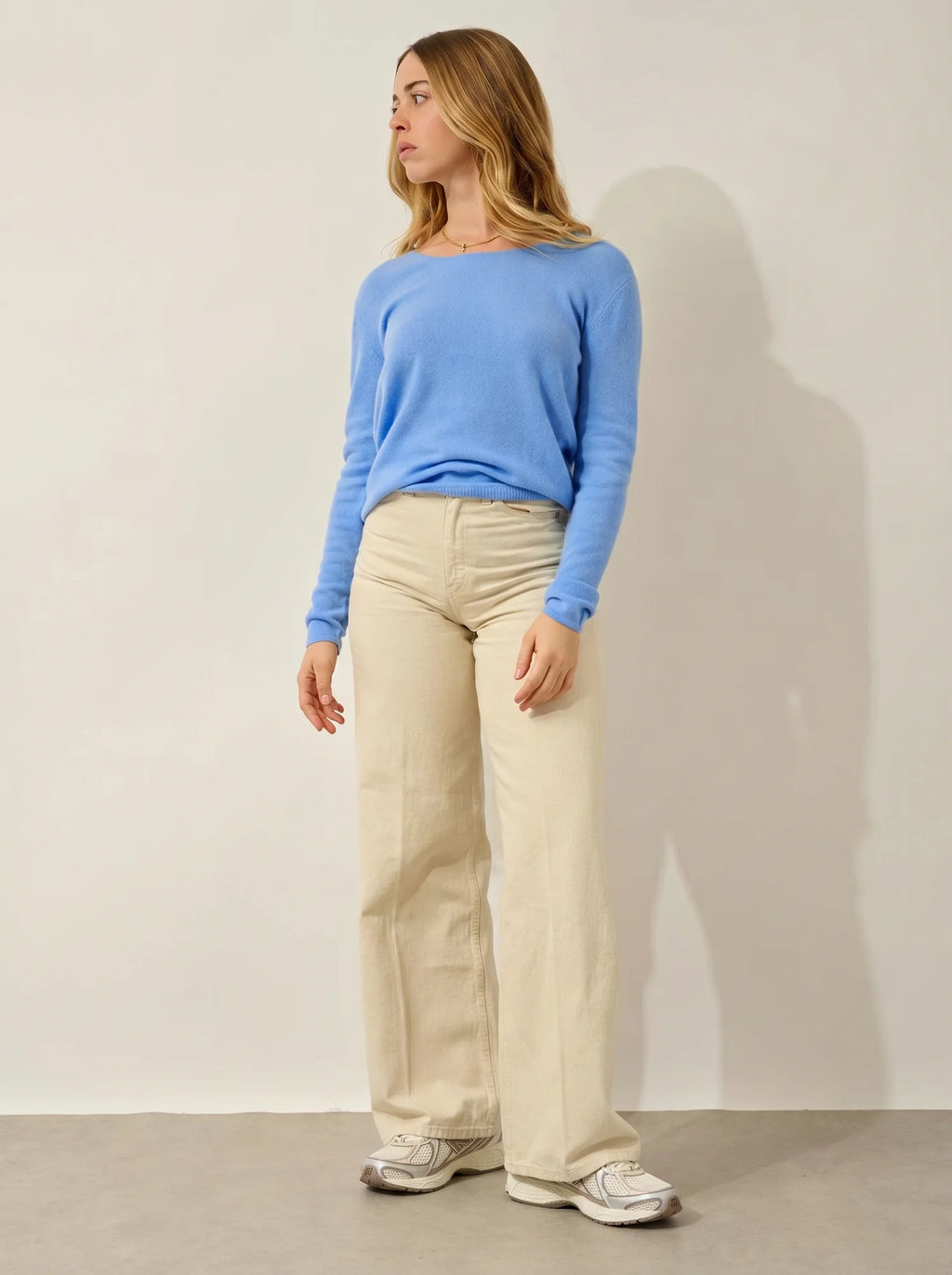 LANFON sweater crew neck baby blue