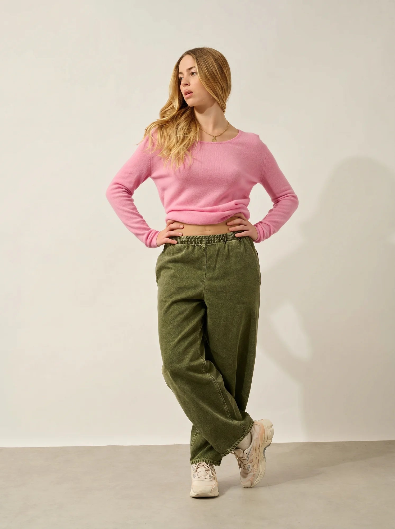 LANFON sweater crew neck bubblegum