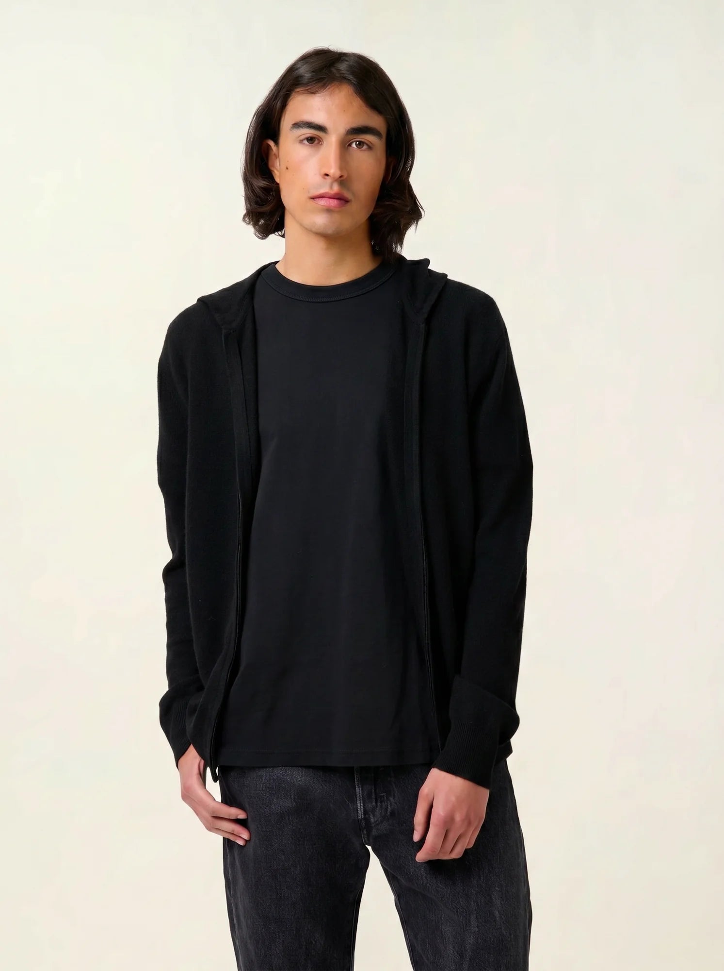 NEURRE gilet zippé capuche noir