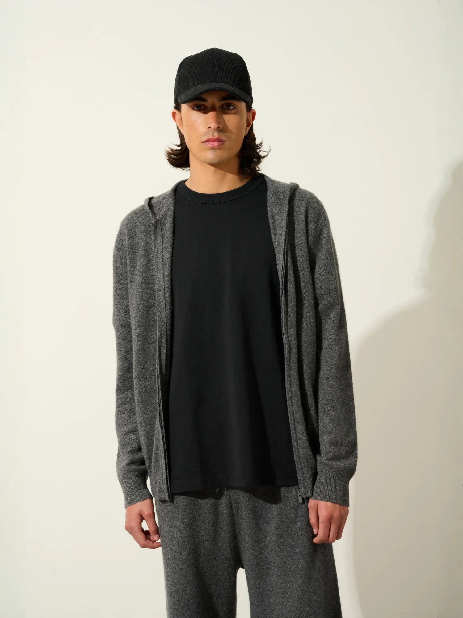 NEURRE gilet zippé capuche anthracite chiné