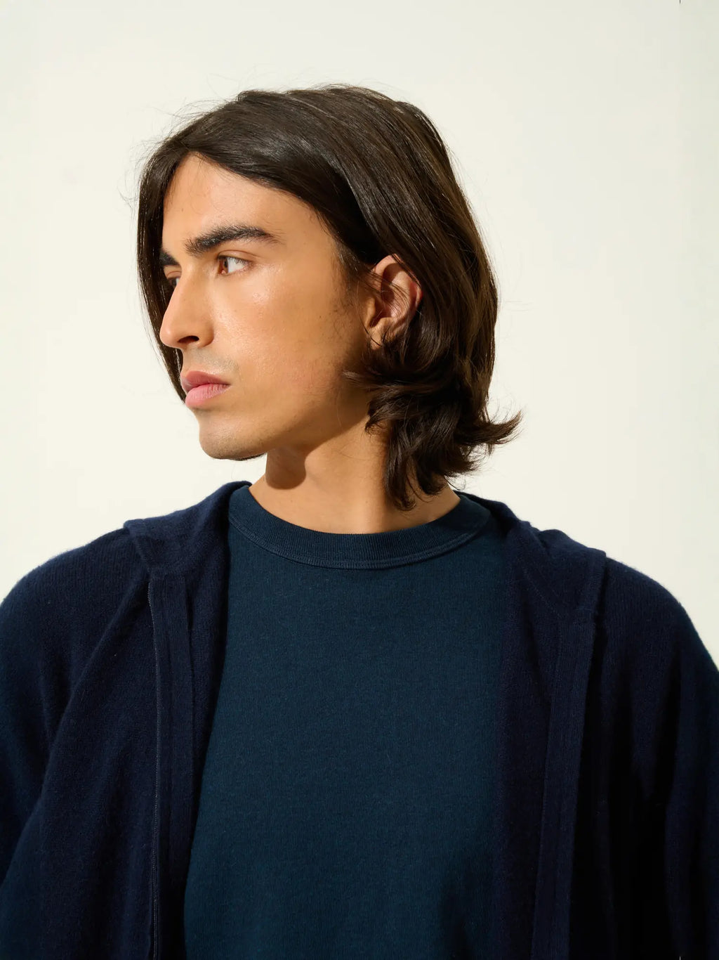 NEURRE gilet zippé capuche bleu marine