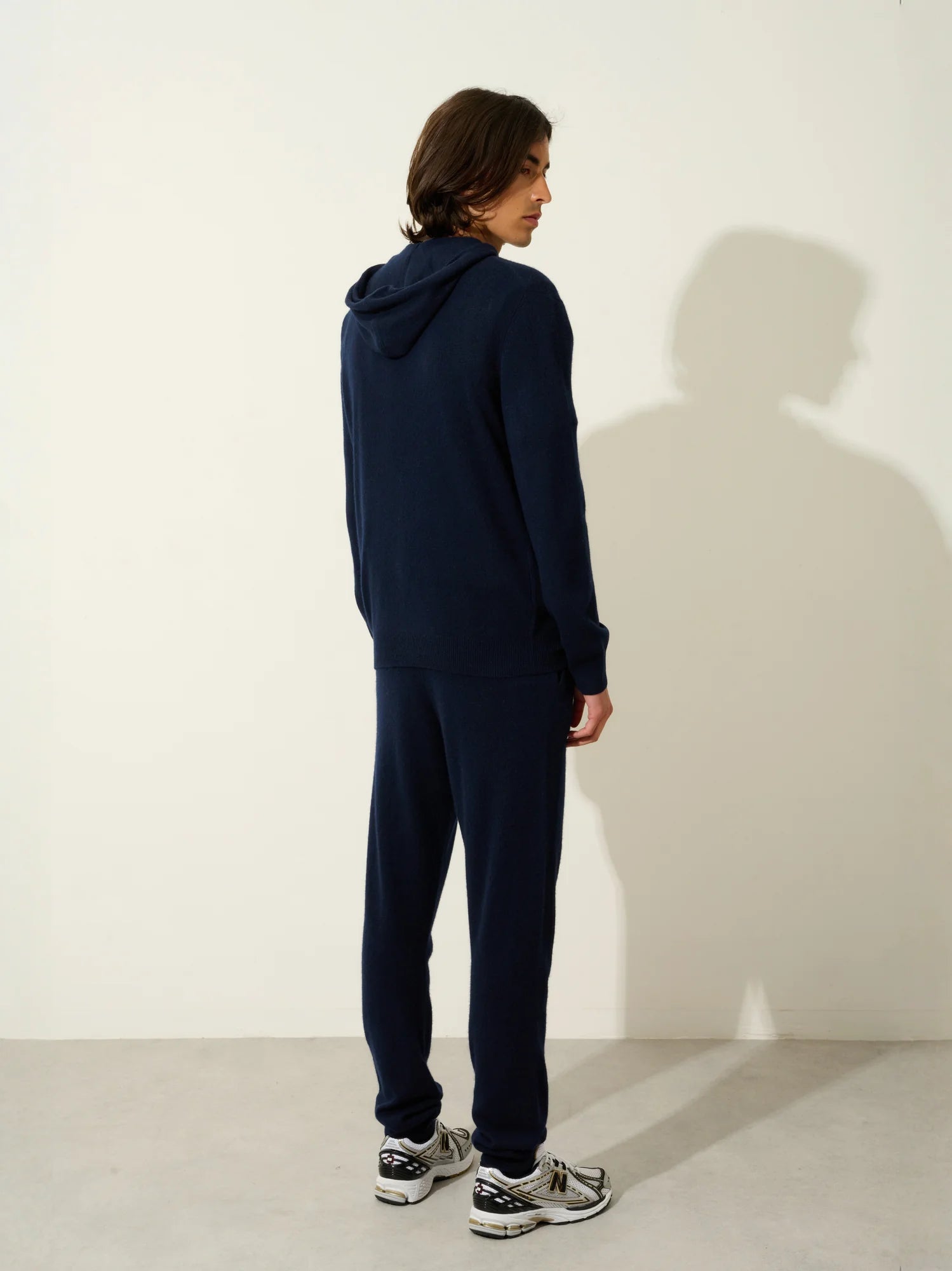 NEURRE gilet zippé capuche bleu marine