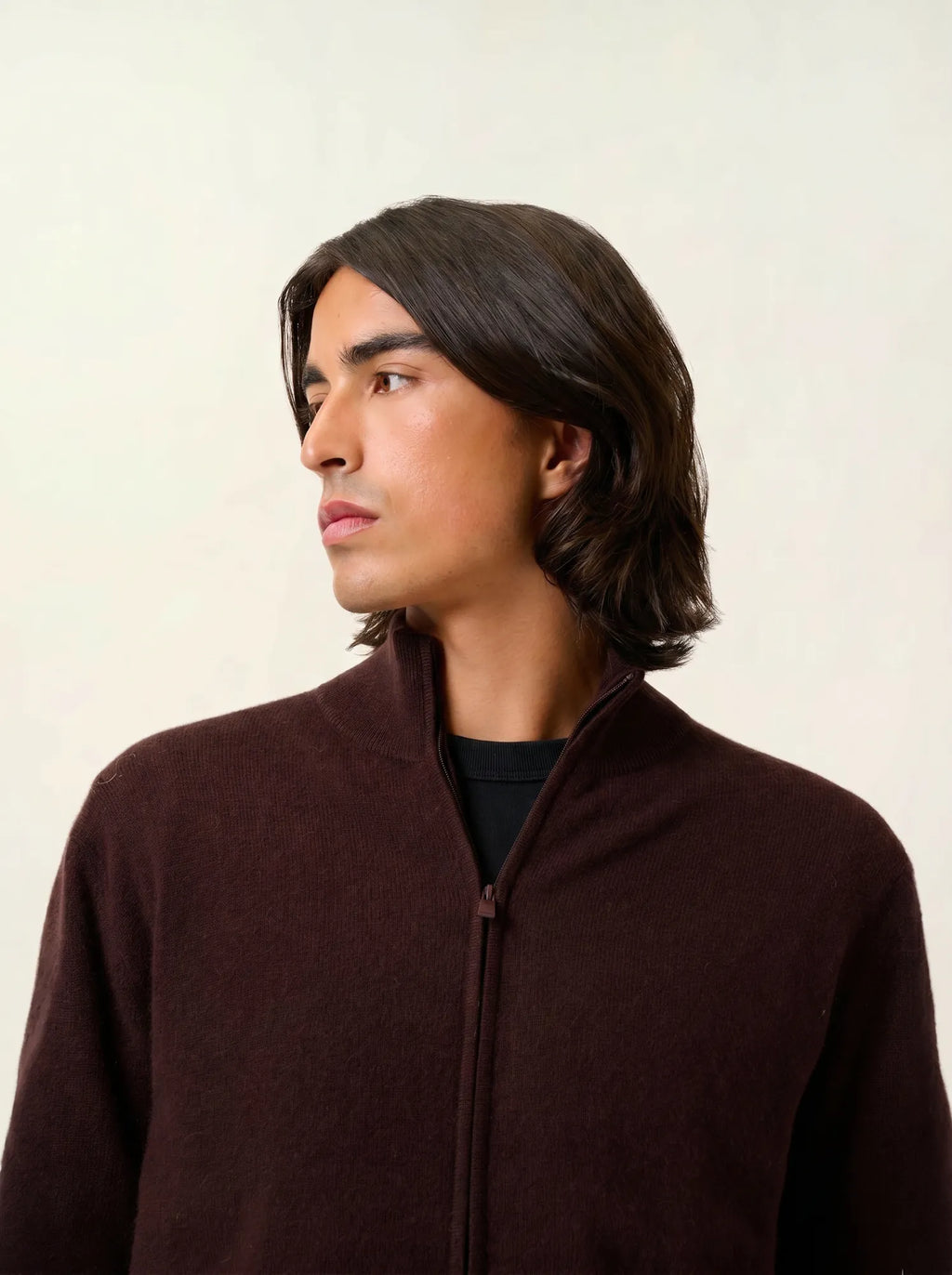 ALBARON vest zipped mock neck chocolate