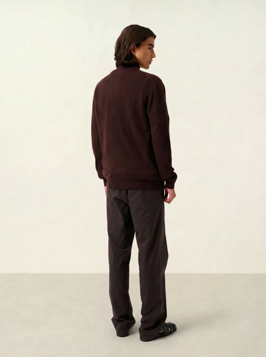 ALBARON vest zipped mock neck chocolate