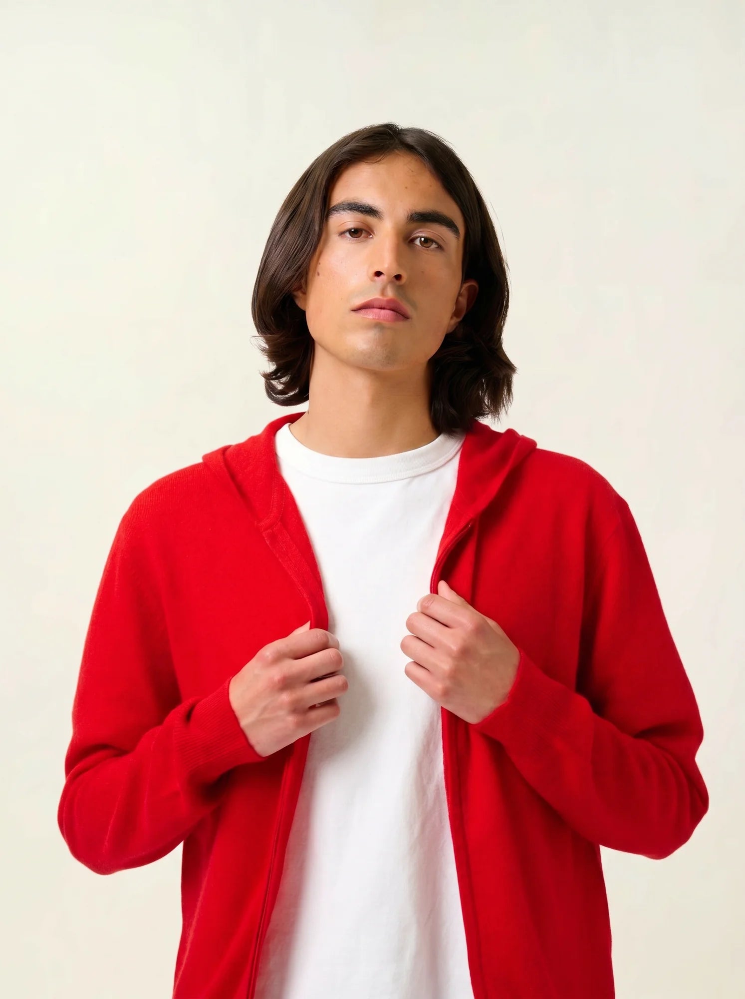 NEURRE gilet zippé capuche rouge