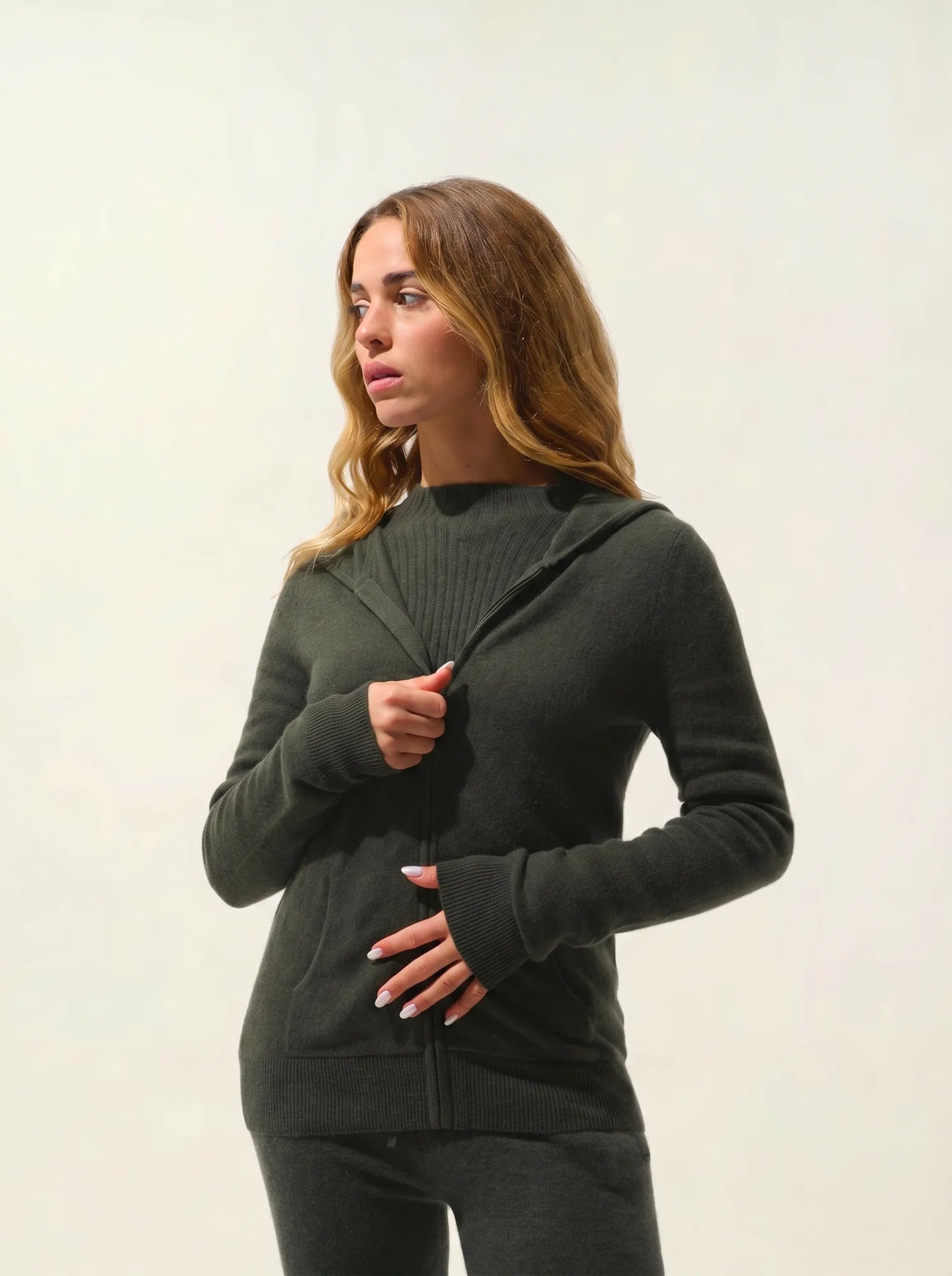 COLOMBIS gilet zippé capuche kaki