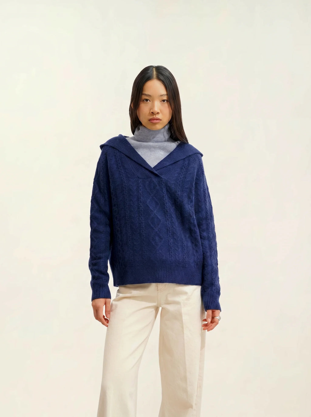 KHANDRO pull capuche 6 fils bleu nuit