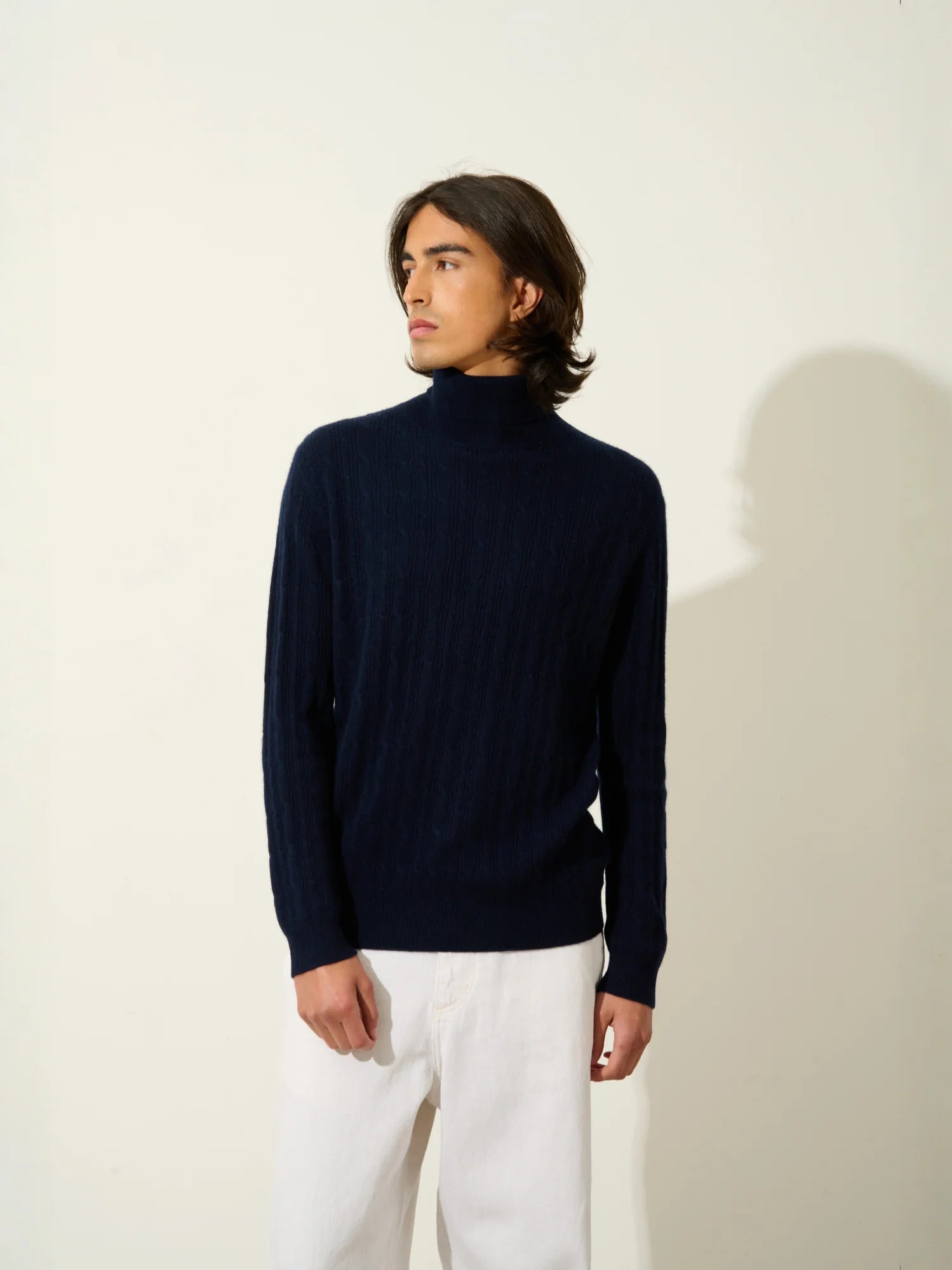 KONA pull col roulé bleu marine