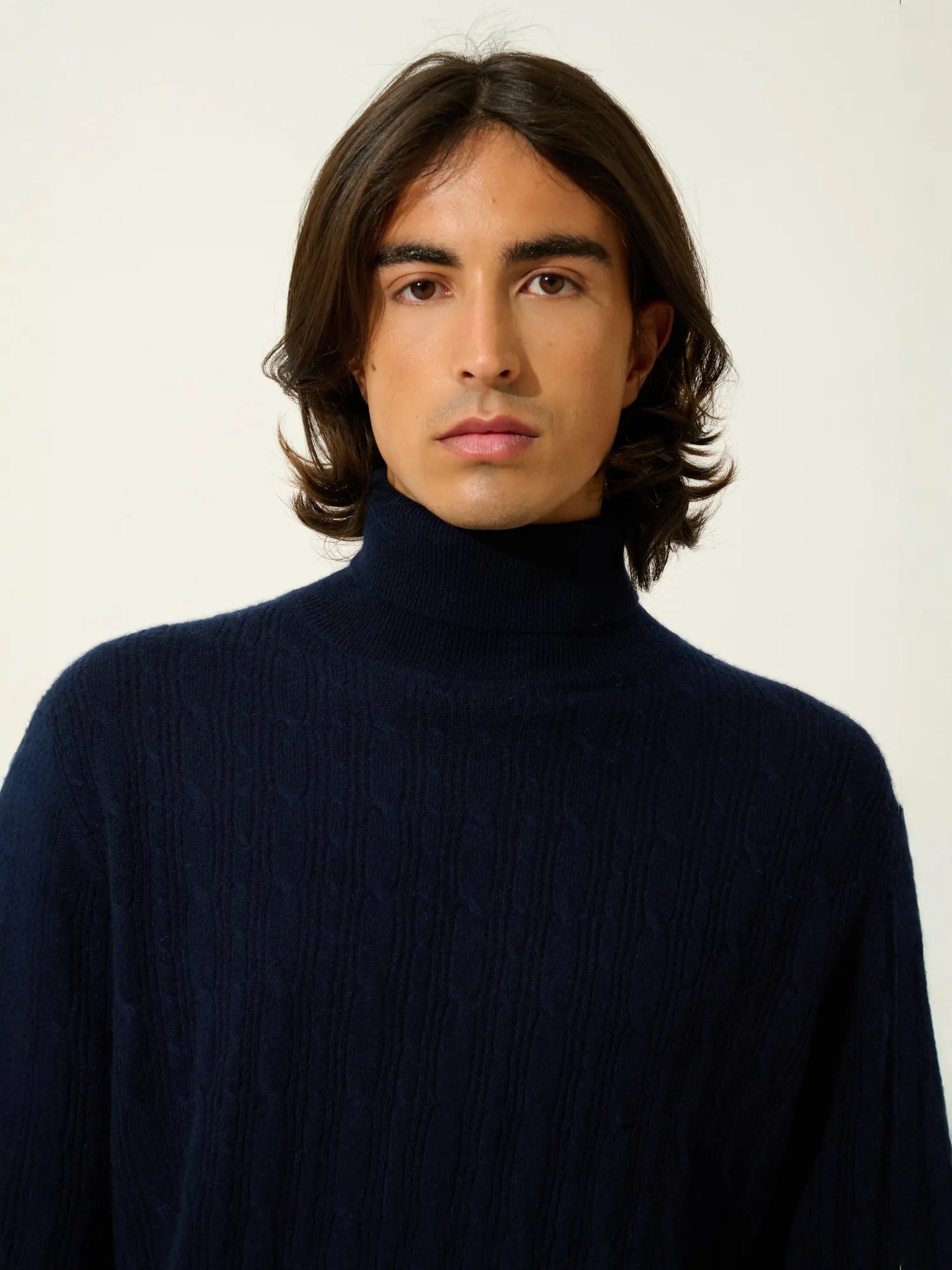 KONA pull col roulé bleu marine