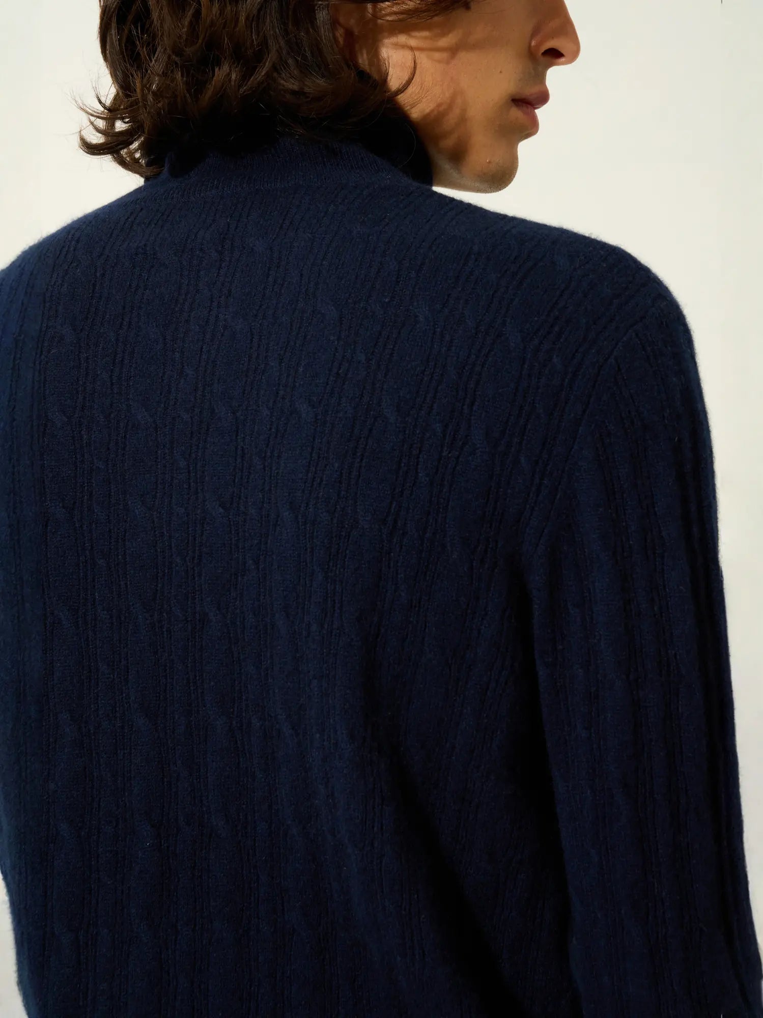 KONA pull col roulé bleu marine