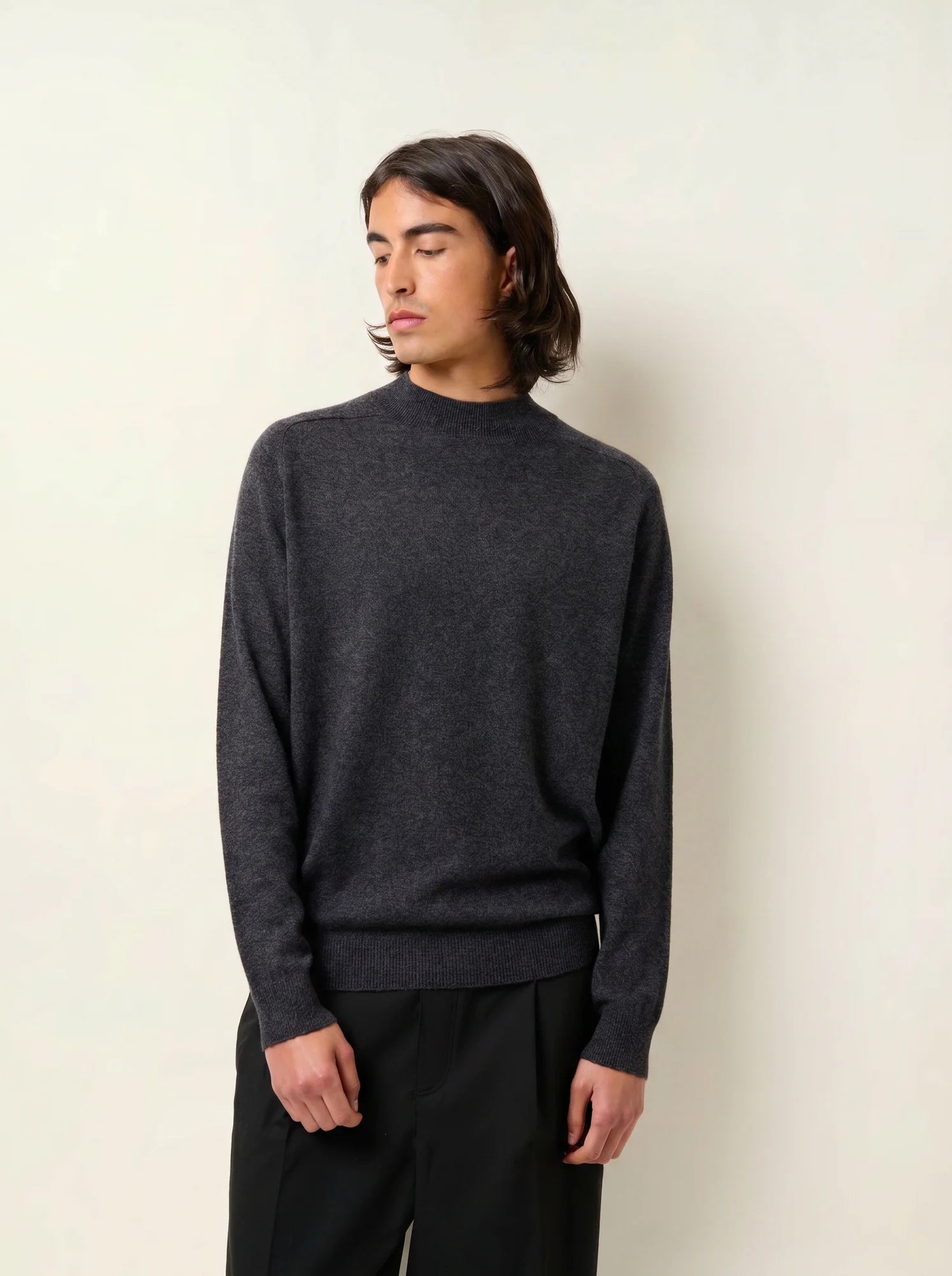 KUNDUM pull col montant noir chiné