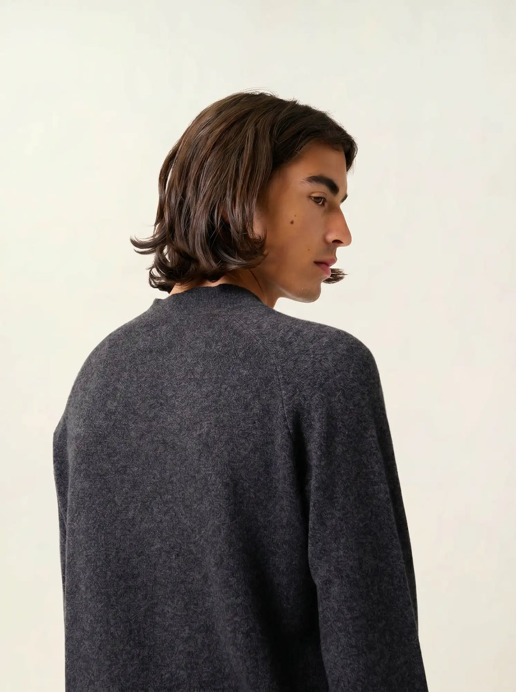 KUNDUM pull col montant noir chiné