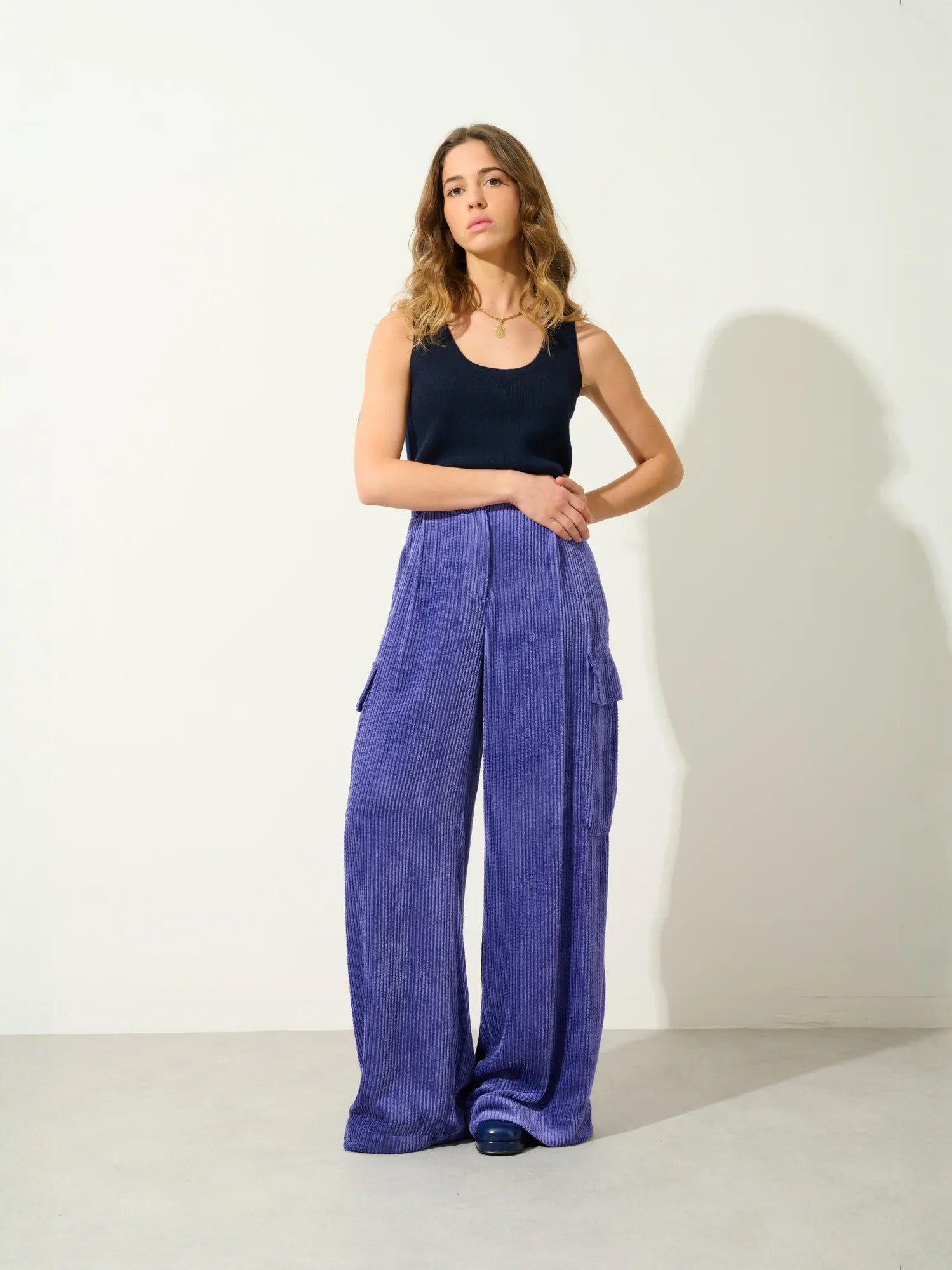 BOBBY Top U-Ausschnitt Marineblau
