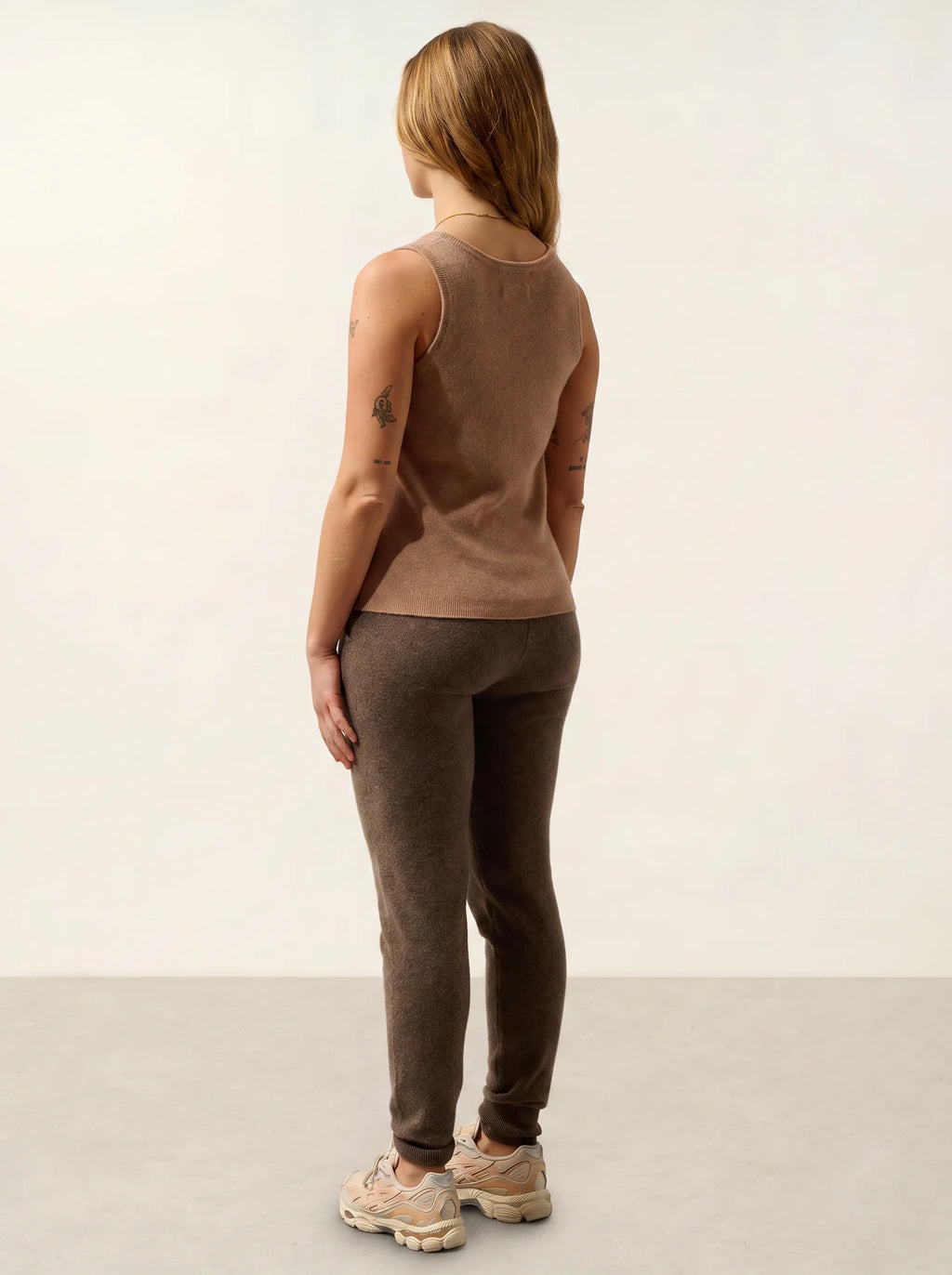 BOBBY Top U-Ausschnitt Camel meliert