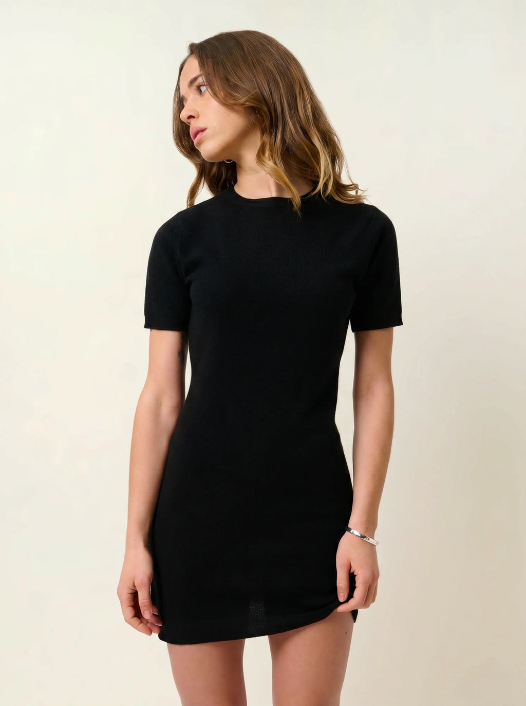 LYNN kleid rundhalsausschnitt kurzarm schwarz