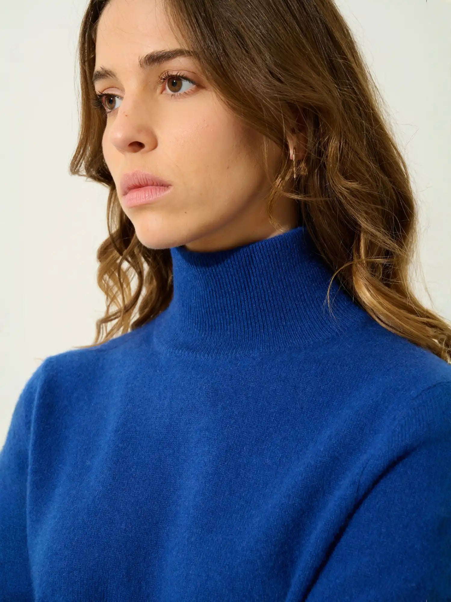 EILEEN pull col montant outremer