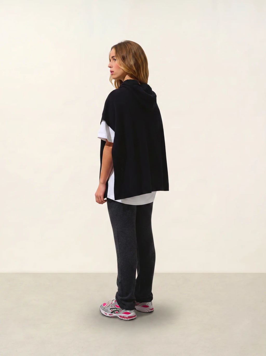 ELSA Poncho mit Kapuze Schwarz