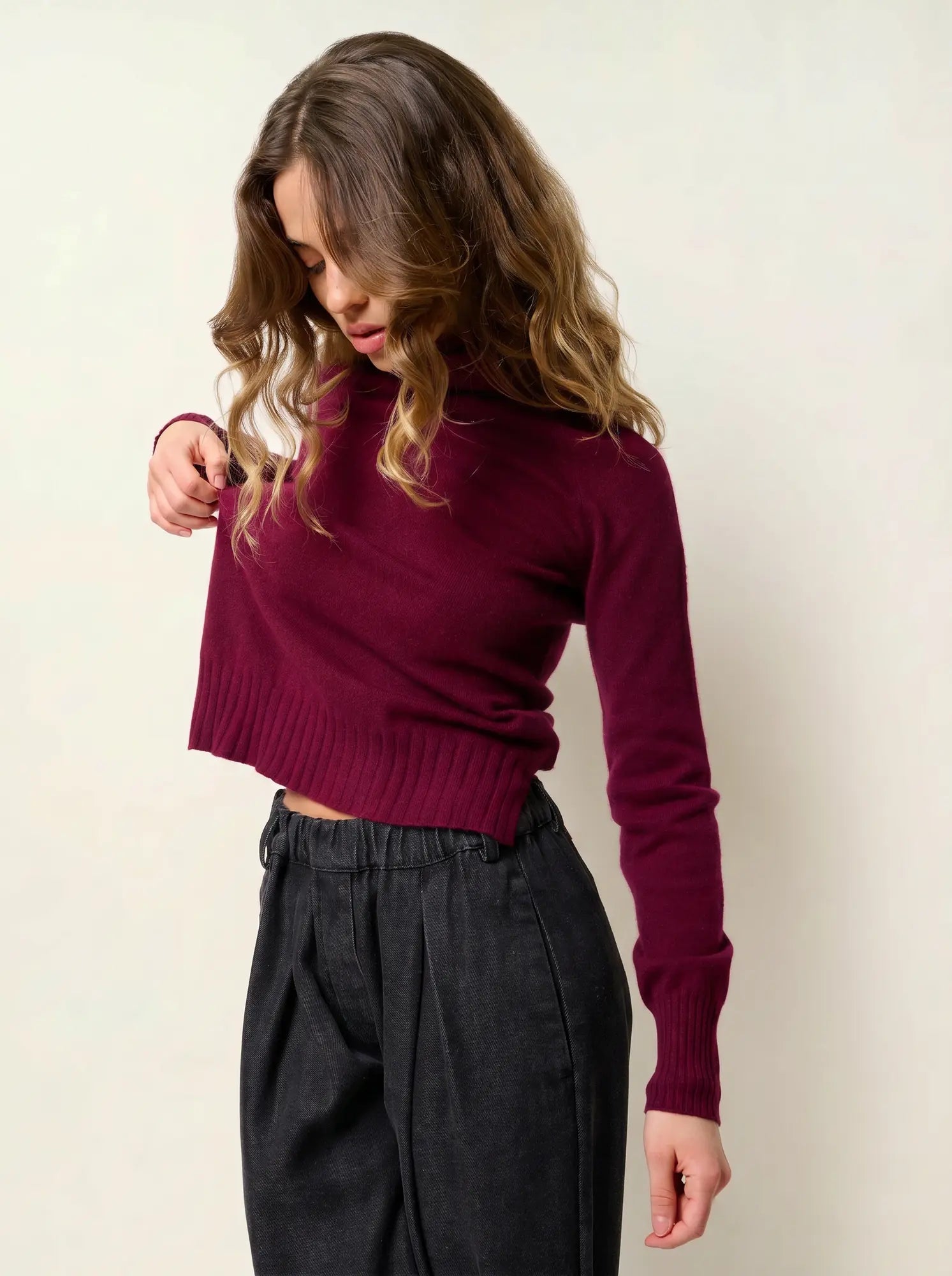 CASSY pull col roulé bordeaux