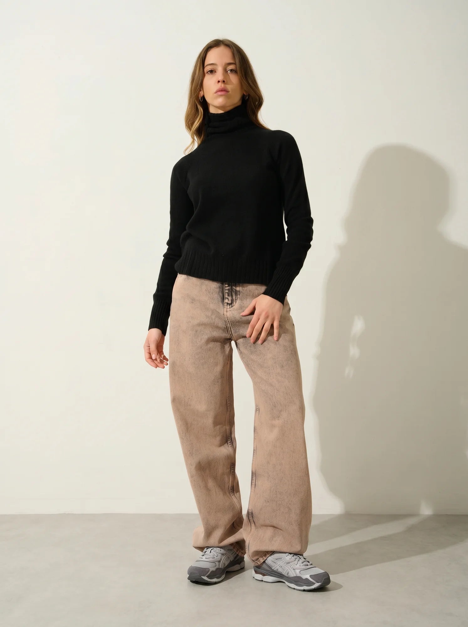 CASSY pull col roulé noir